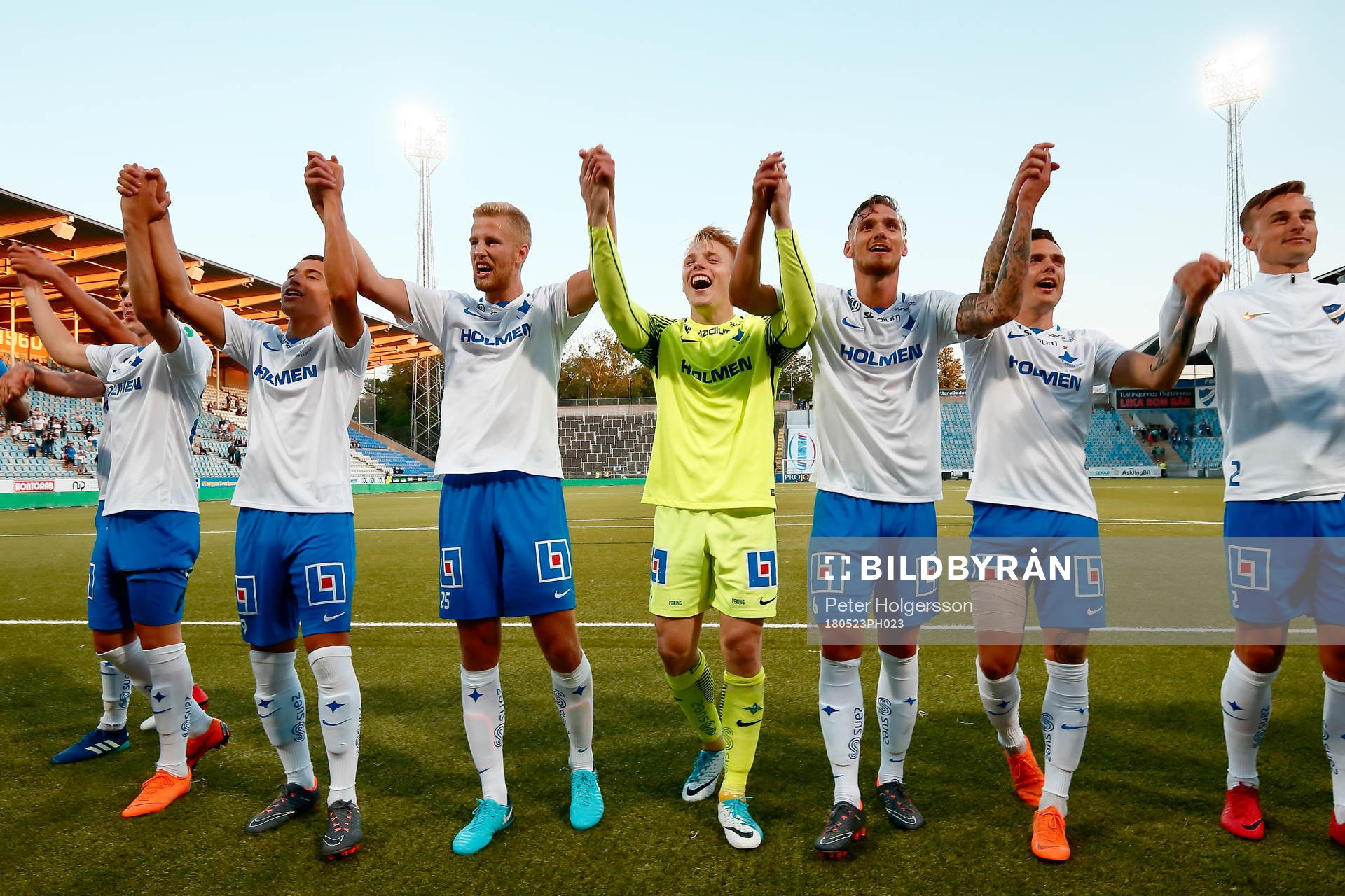 Norrköpings spelare jublar