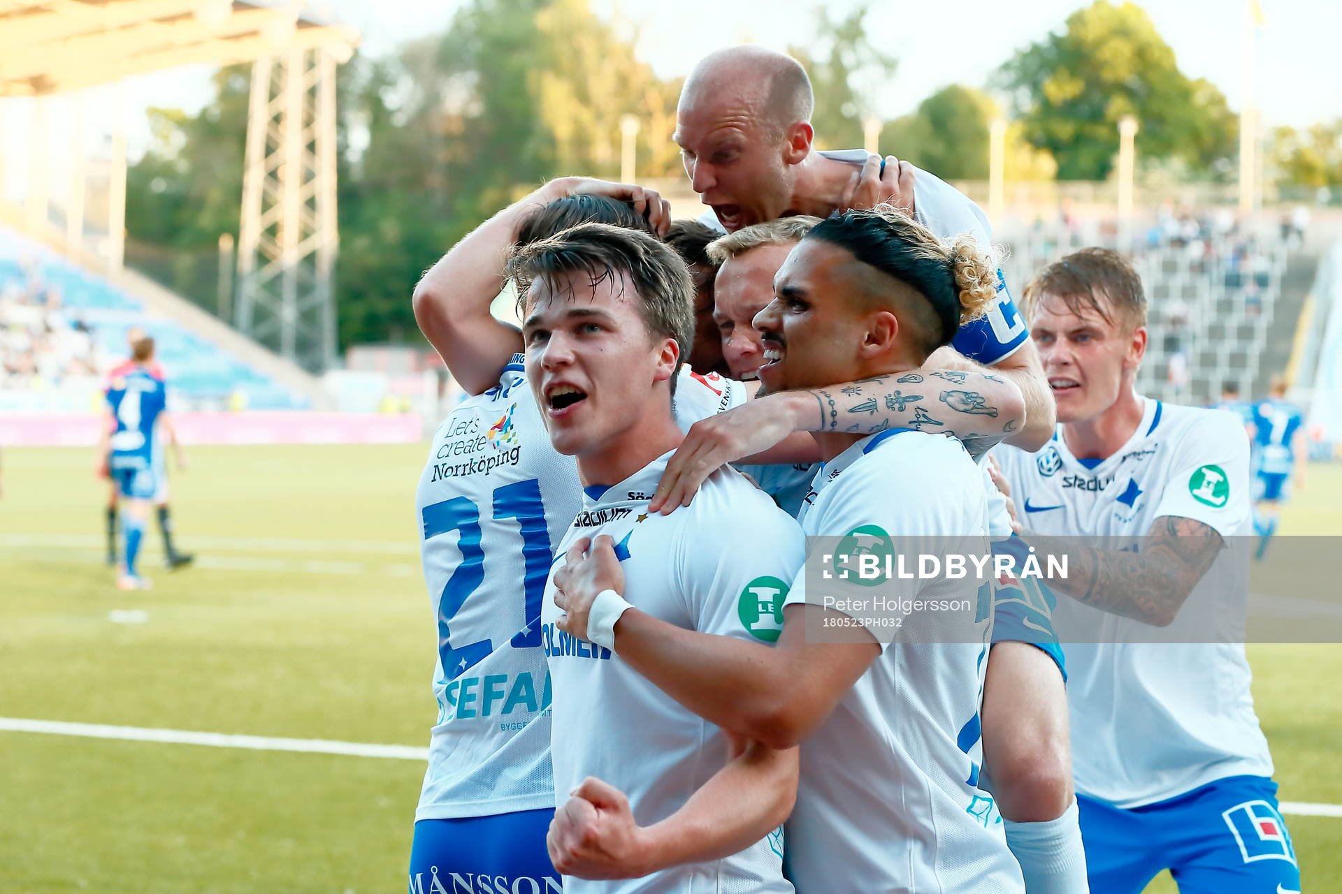 Norrköpings Simon Skrabb  jublar