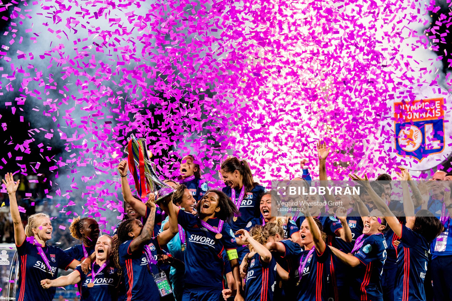 Ada Hegerberg, Eugénie Le Sommer, Wendie Renard and
