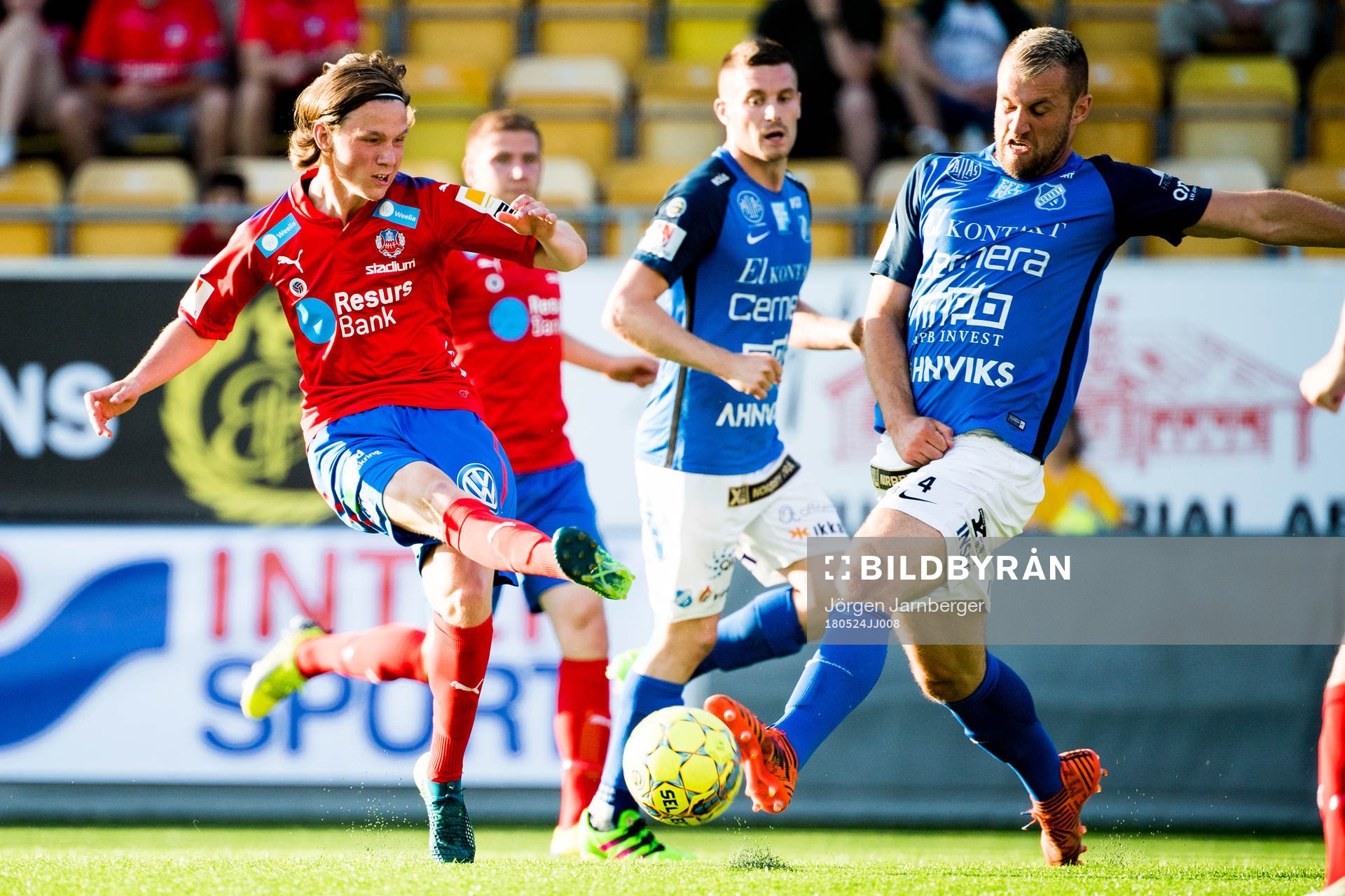 Helsingborgs Max Svensson och Norrbys Mehmed Dresevic