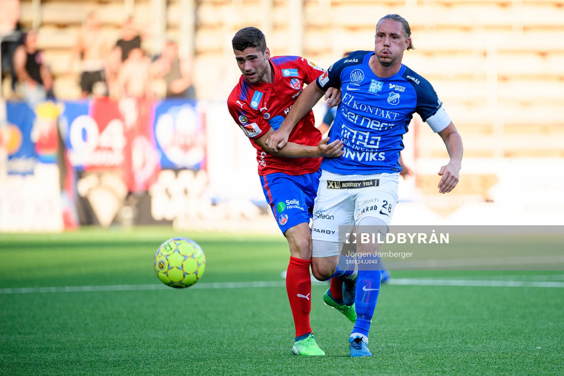 Norrbys Marcus Översjö och Helsingborgs Mattias Almeida