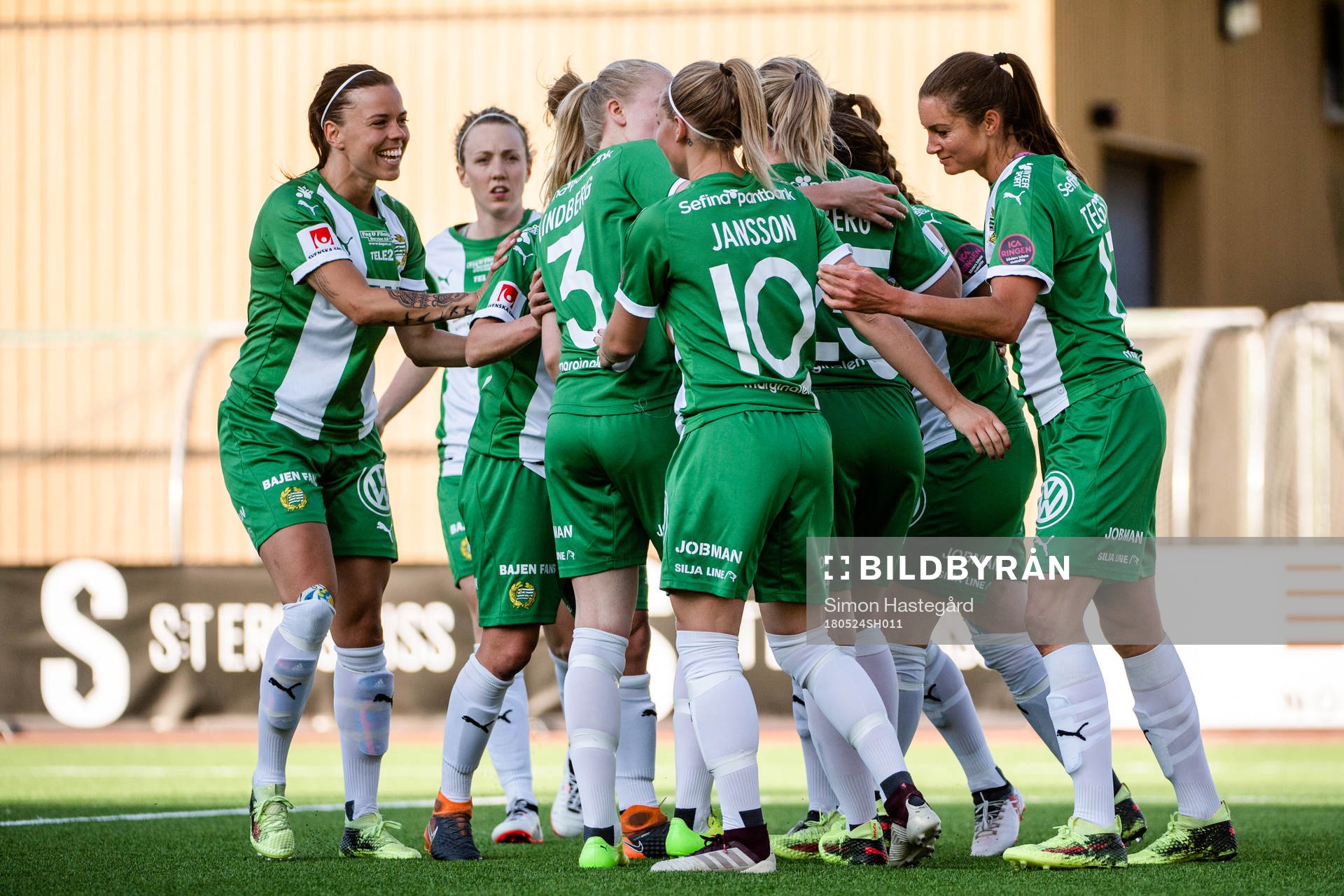 Hammarbys Julia Zigiotti Olme jublar