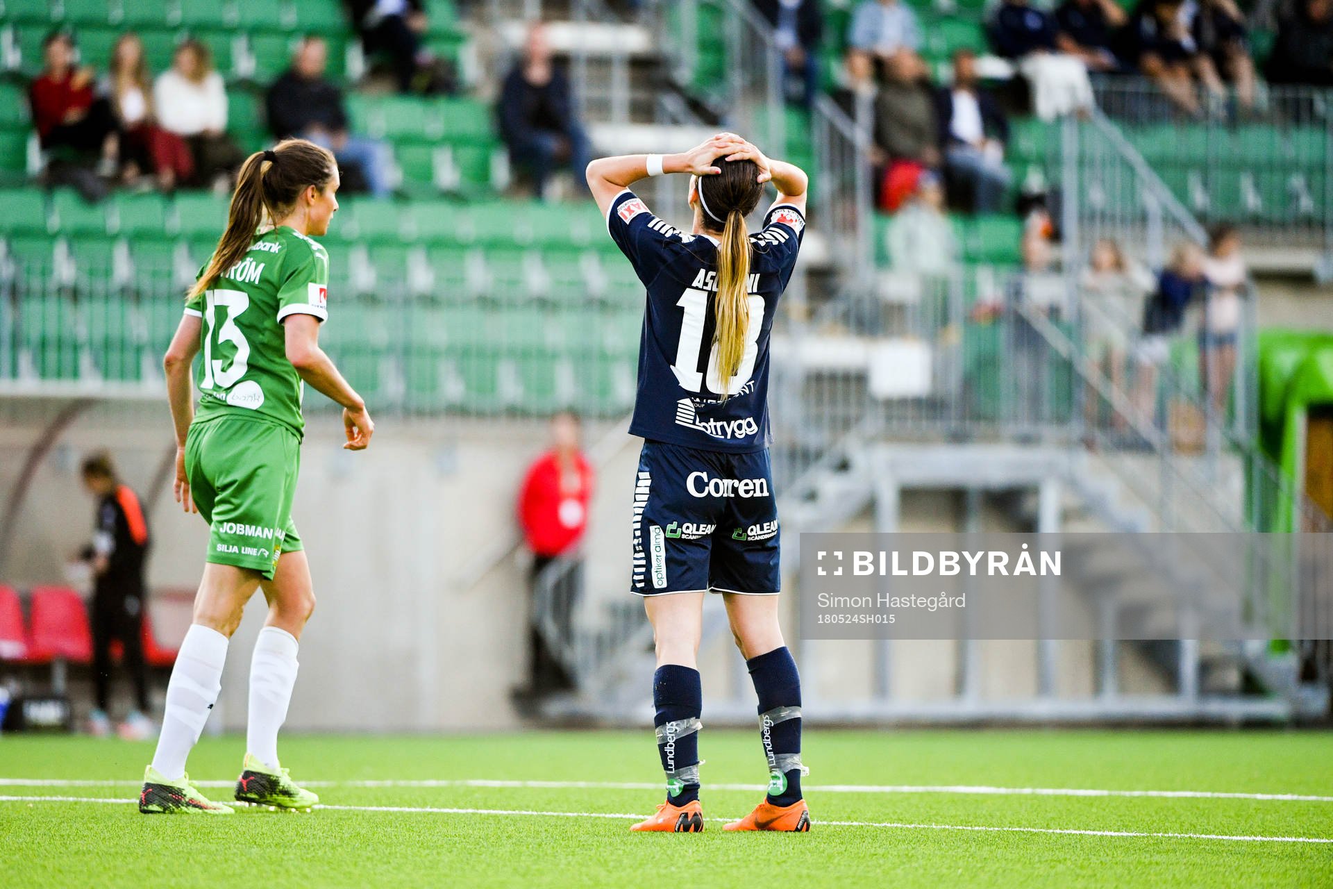 Linköpings Kosovare Asllani deppar