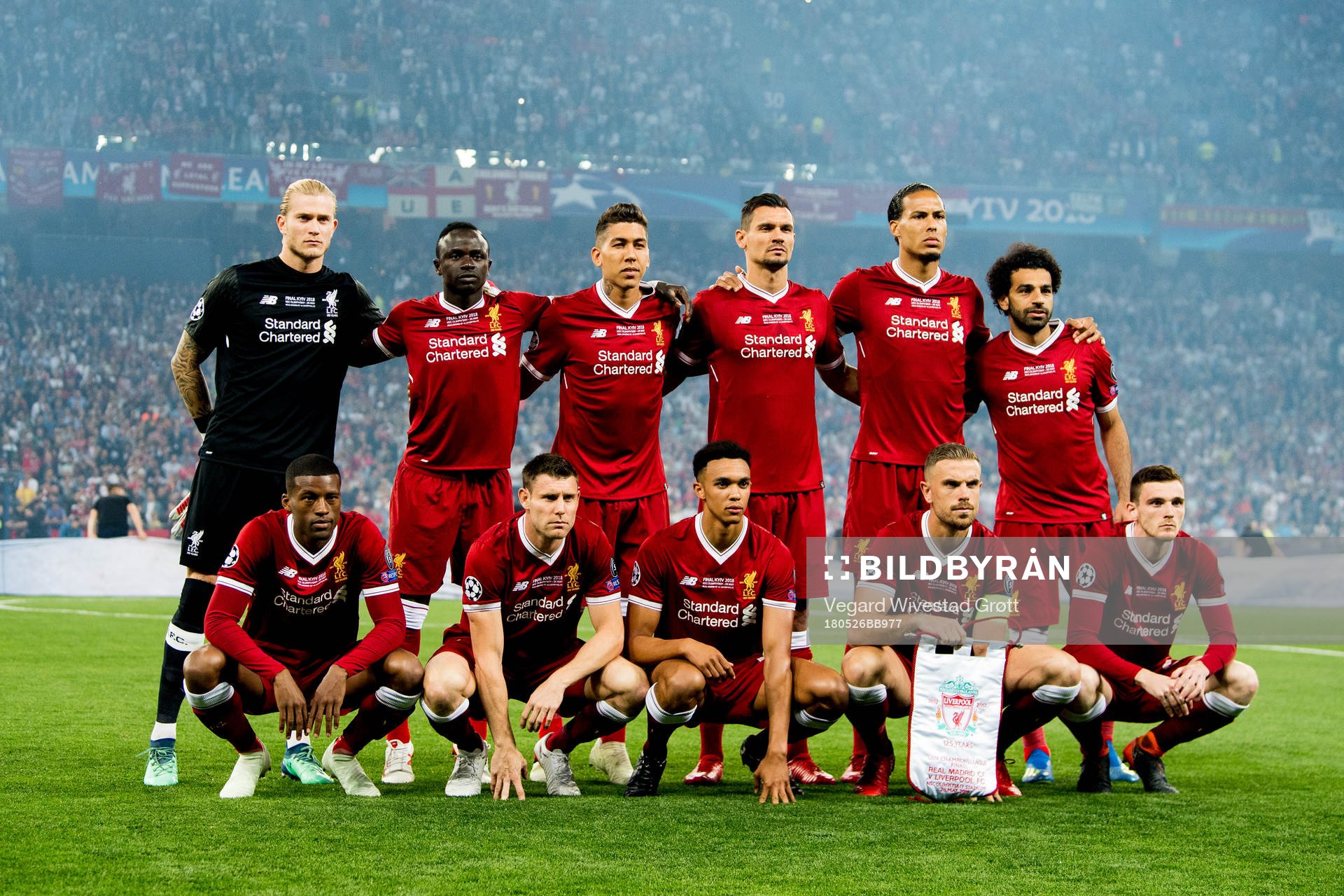 The players of Liverpool pose for a team photo ahead of the UEFA Champions League final between Real Madrid and Liverpool on May 26, 2018 in Kyiv.