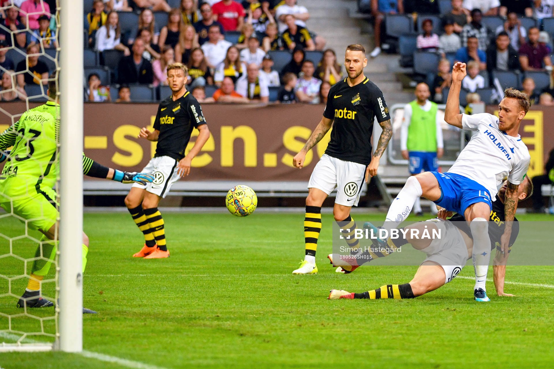 s målvakt Budimir Janosevic