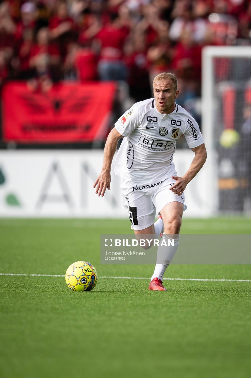 Häckens Kari Arkivuo