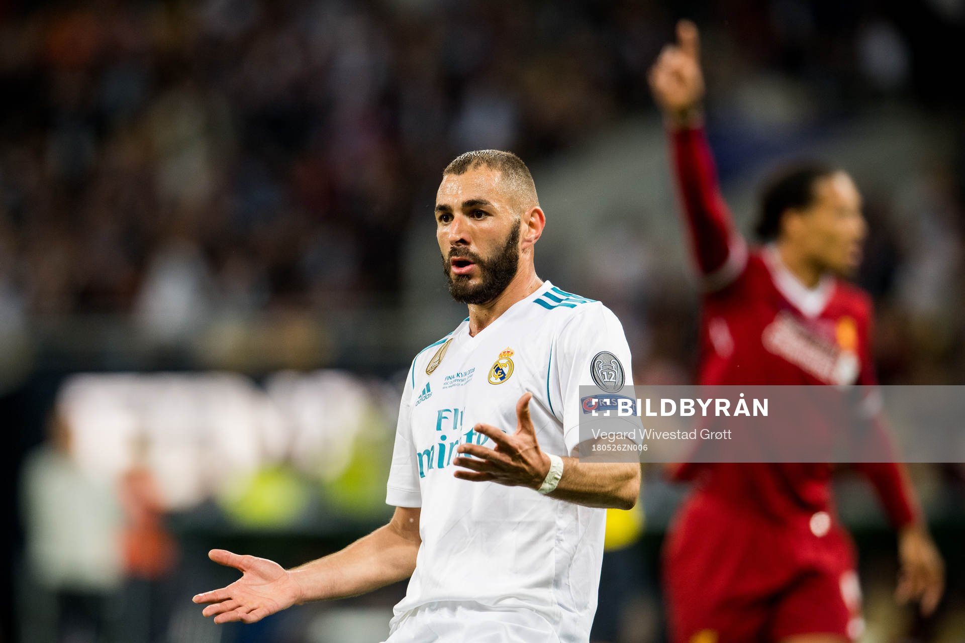 Karim Benzema of Real Madrid reacts