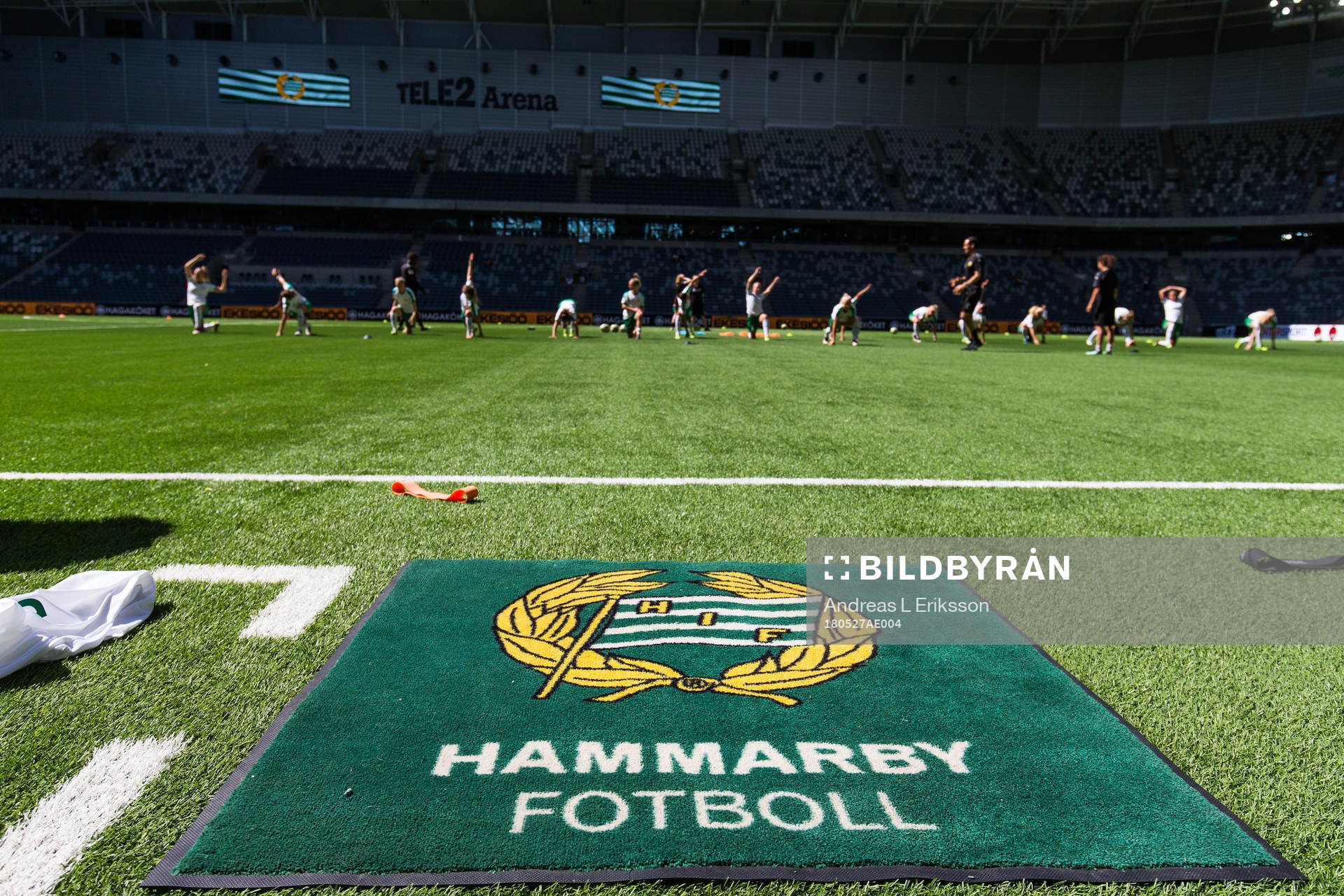 Hammarbys spelare värmer upp
