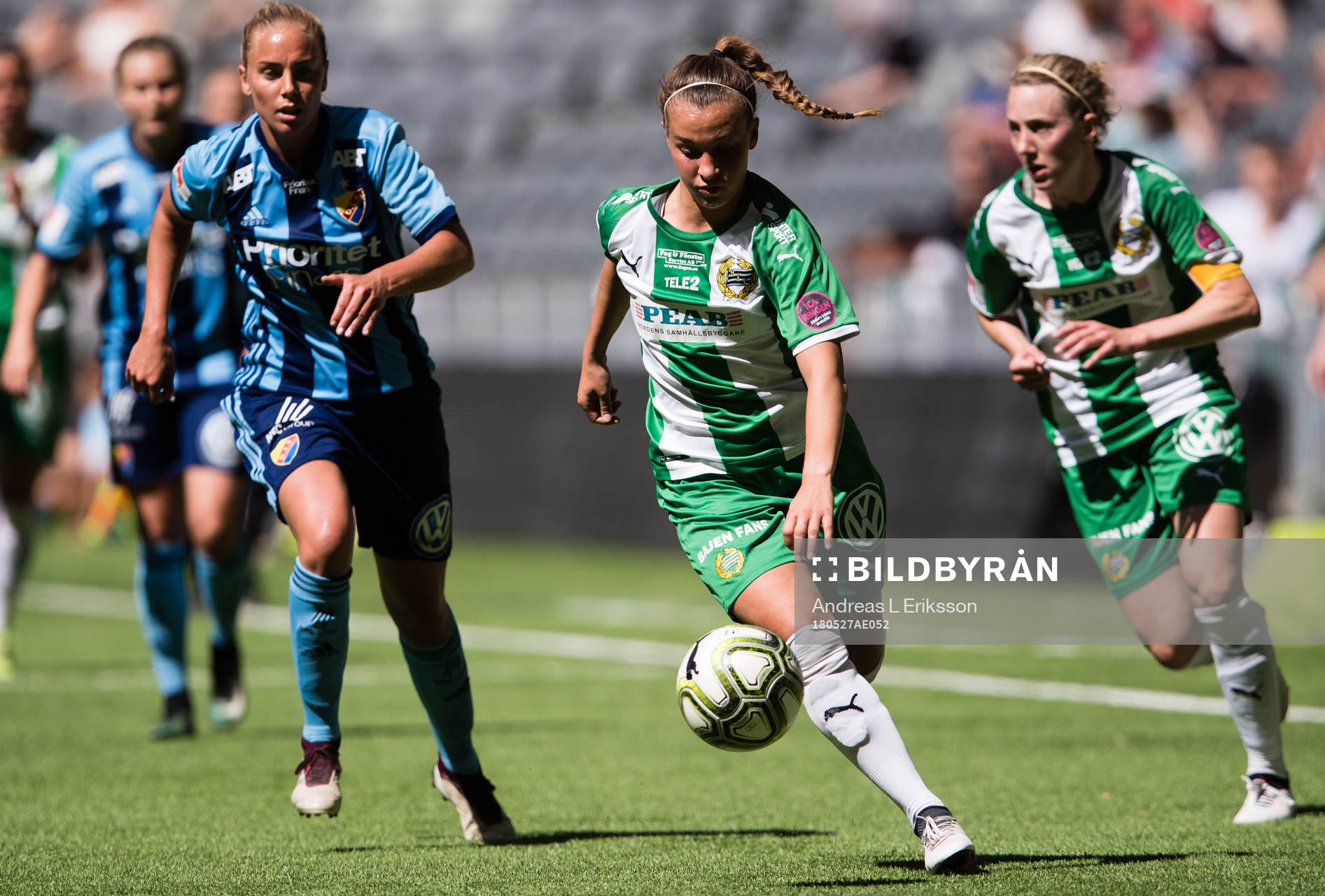 Hammarbys Julia Zigiotti Olme med bollen