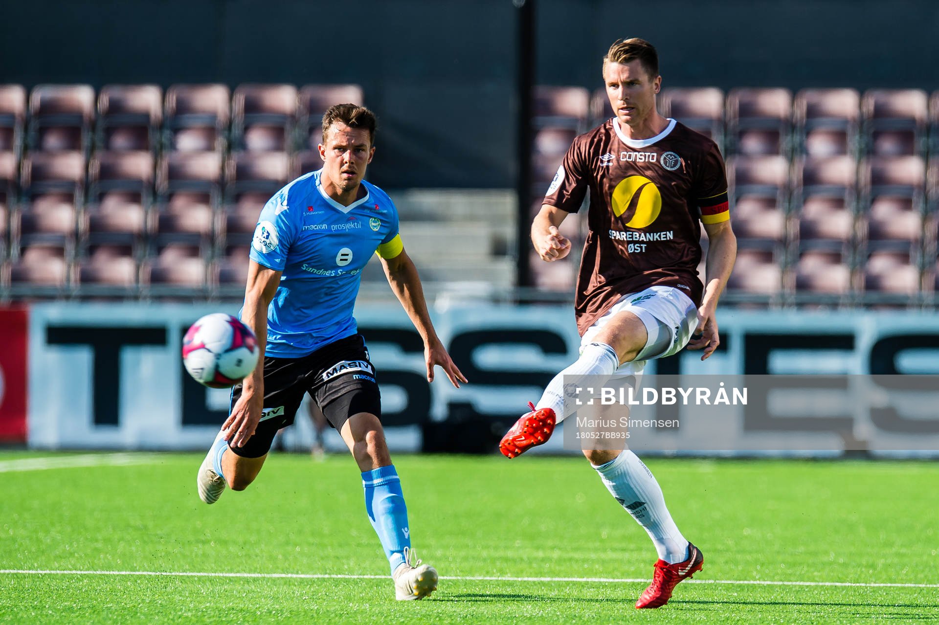 Niels Vorthoren of Sandnes Ulf and Christian Andreas