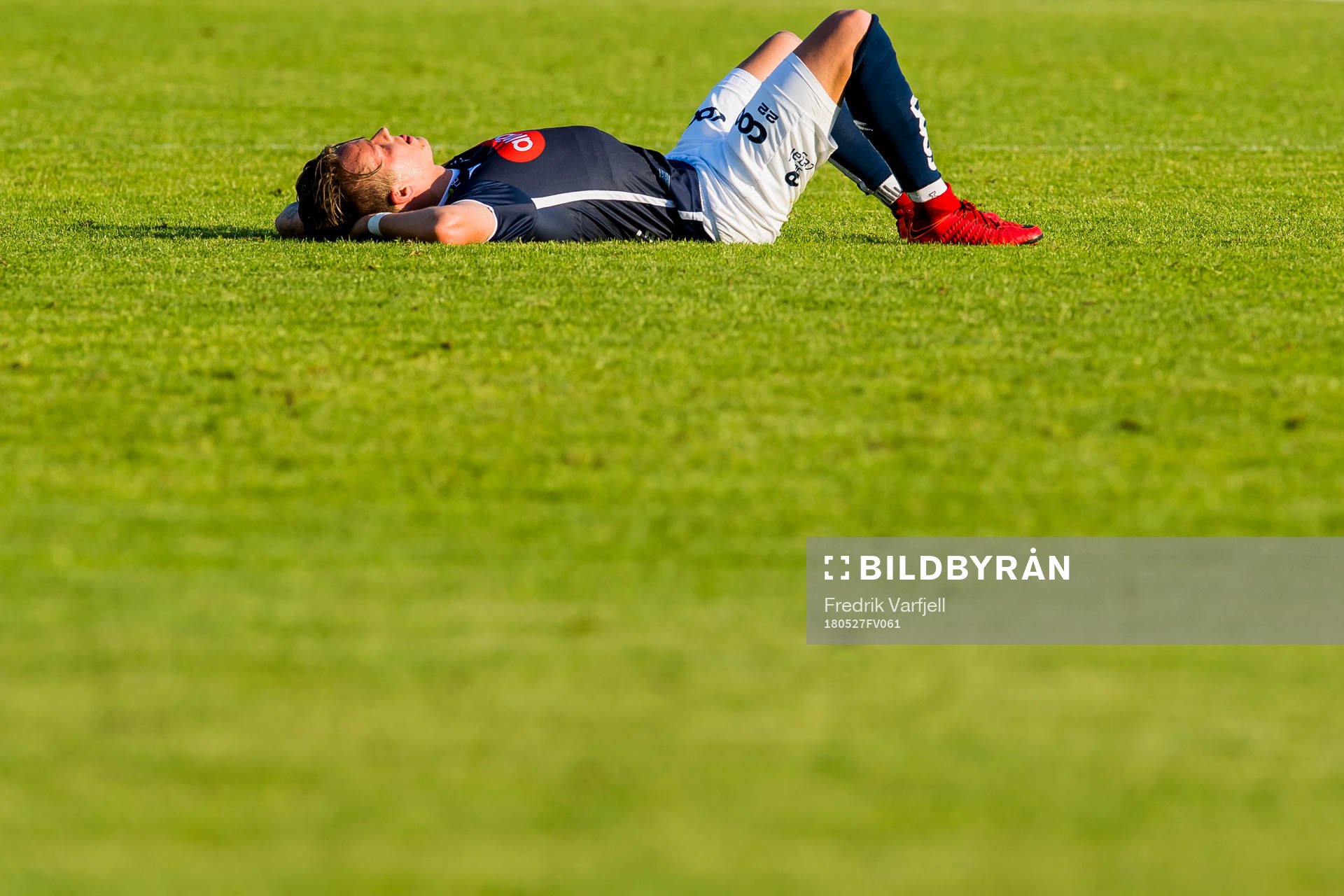 Claes Kronberg of Viking looks dejected