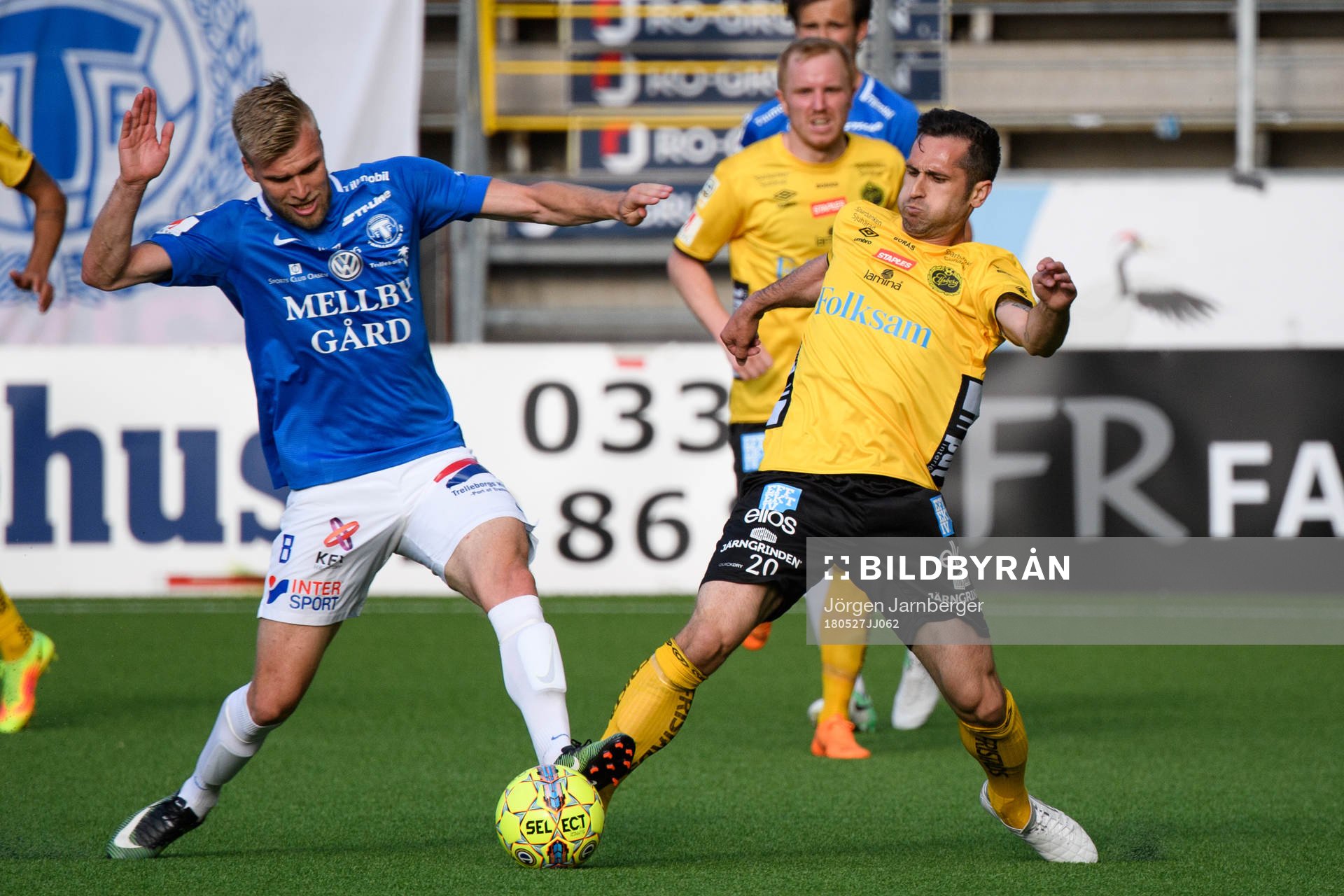 Elfsborgs Emir Bajrami och Trelleborgs Robin Nilsson