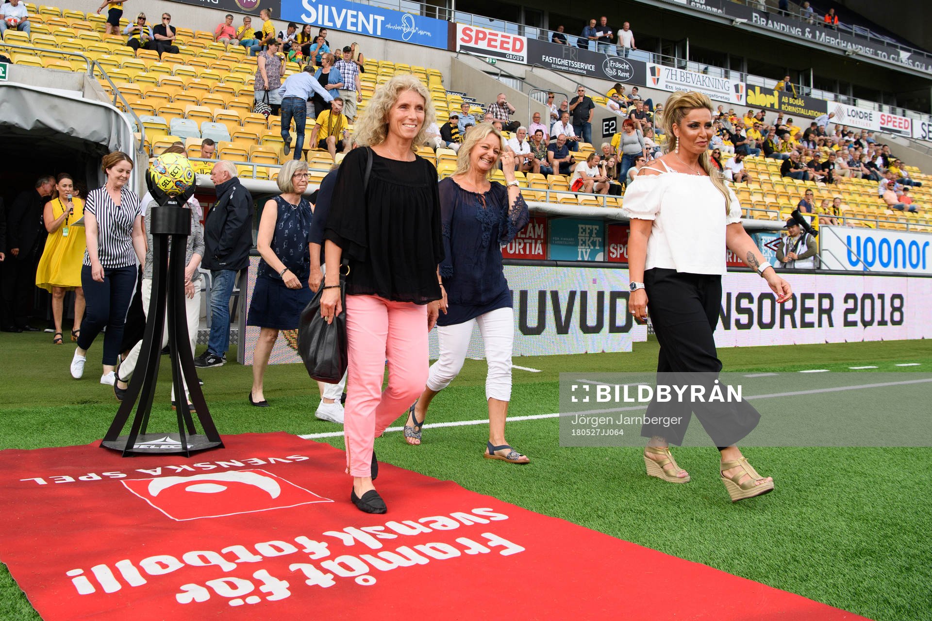 Mammor till Elfsborgs spelare hyllas på mors dag innan