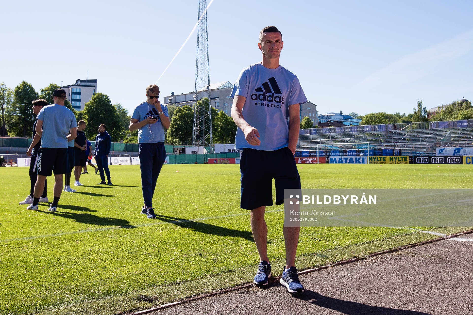 Djurgårdens Haris Radetinac innan fotbollsmatchen i
