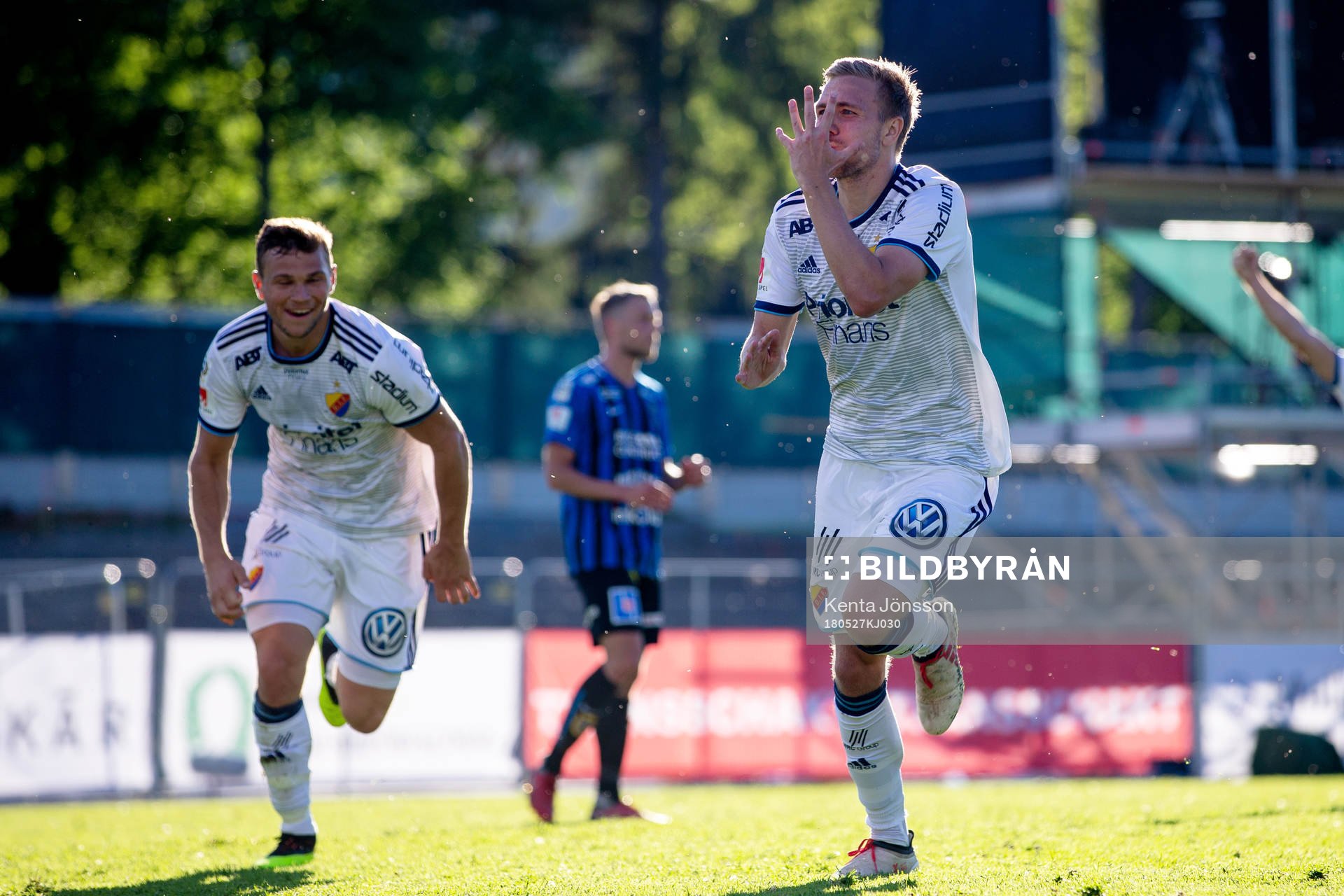 Djurgårdens Jonathan Ring jublar