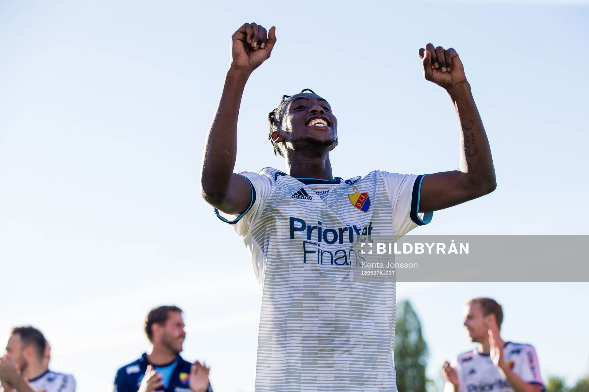 Djurgårdens Philana Tinotenda Kadewere jublar