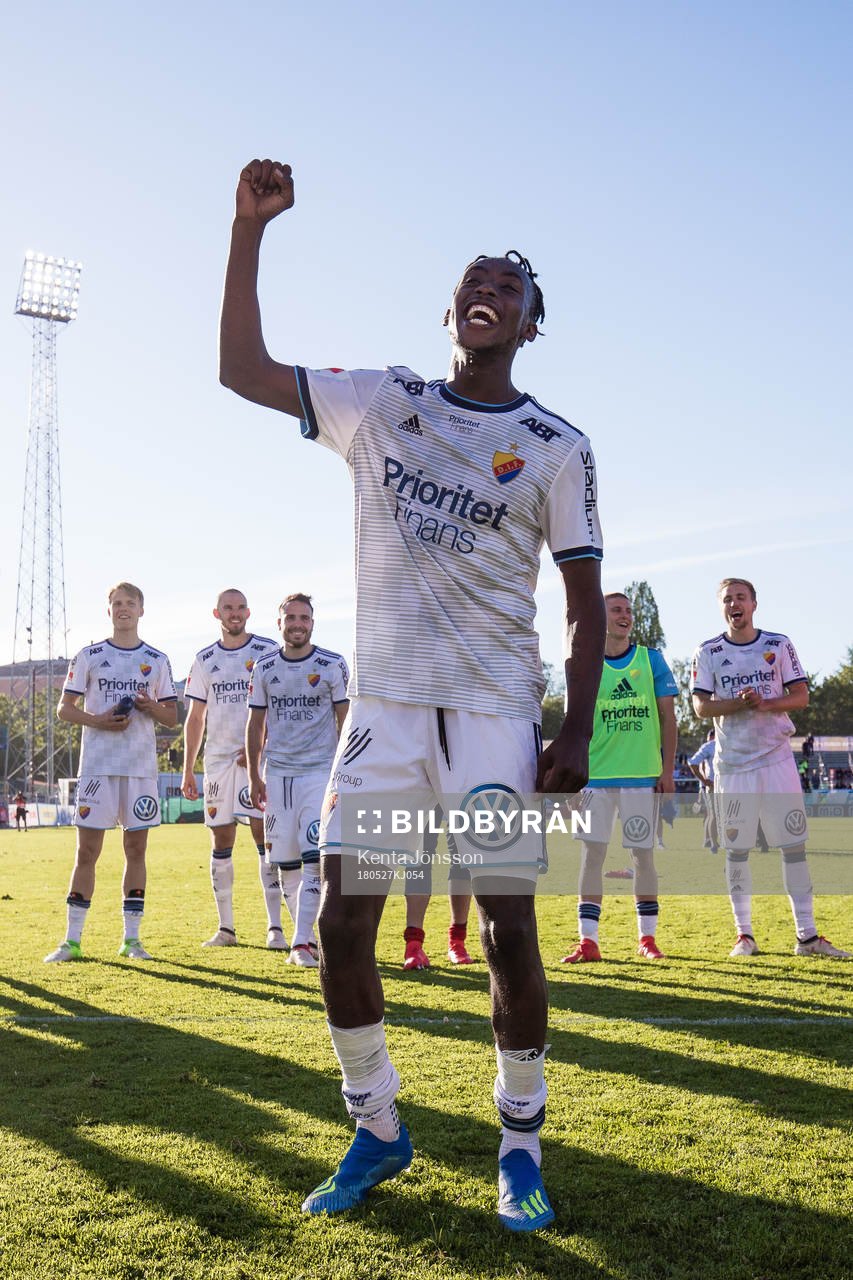 Djurgårdens Philana Tinotenda Kadewere jublar