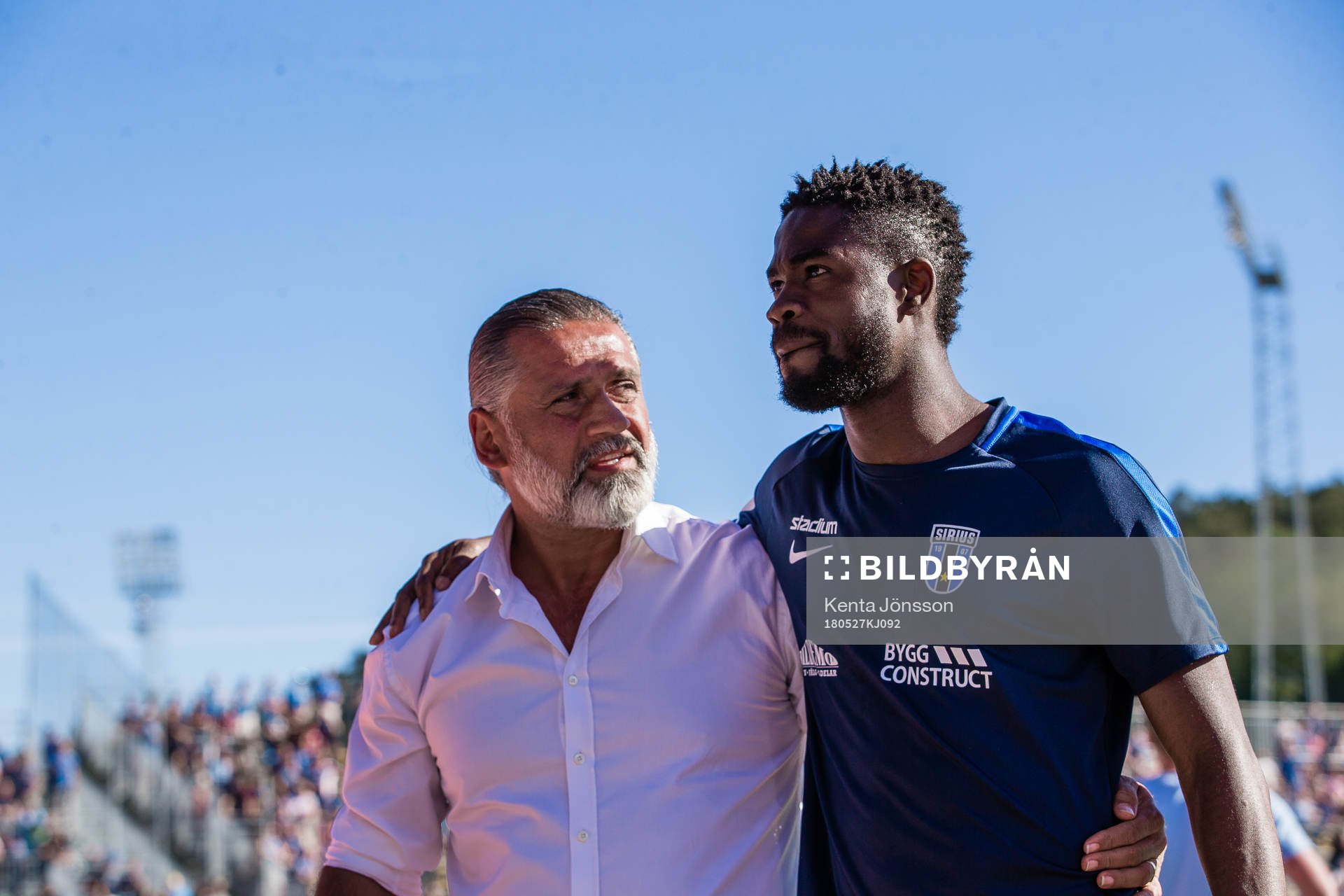 Djurgårdens tränare Özcan Melkemichel och Sirius Abdul