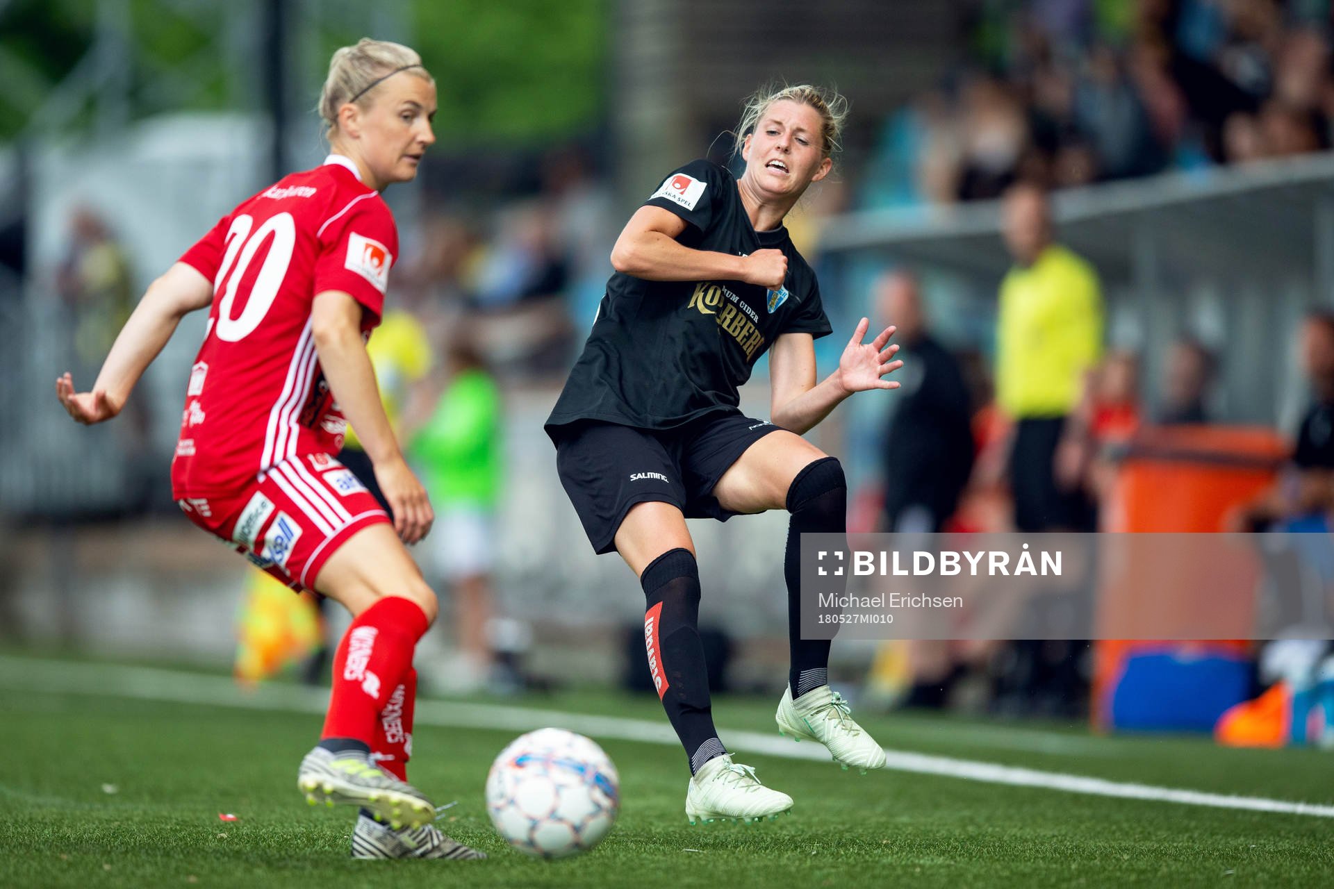 Göteborgs Olivia Schough  och Piteås Emelie Lövgren