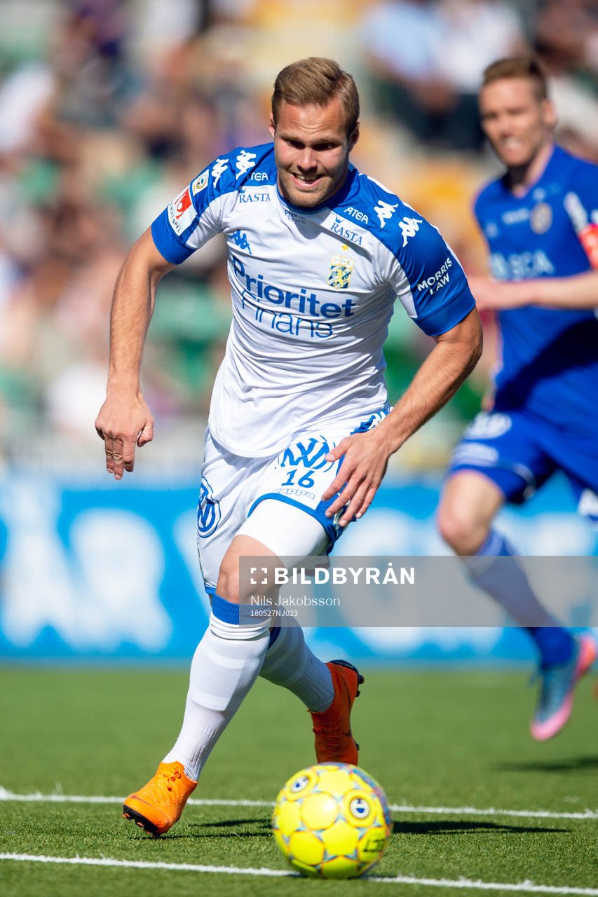IFK Göteborgs Gustav Engvall under fotbollsmatchen i Allsvenskan mellan GIF Sundsvall och IFK Göteborg den 27 maj 2018 i Sundsvall.