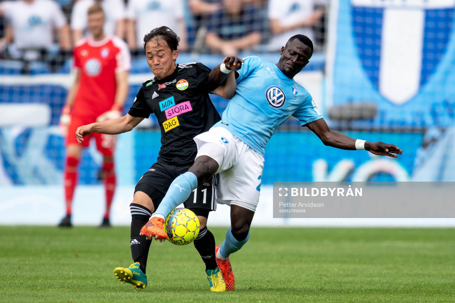 Dalkurds Yukiya Sugita och Malmö FFs Bonke Innocent