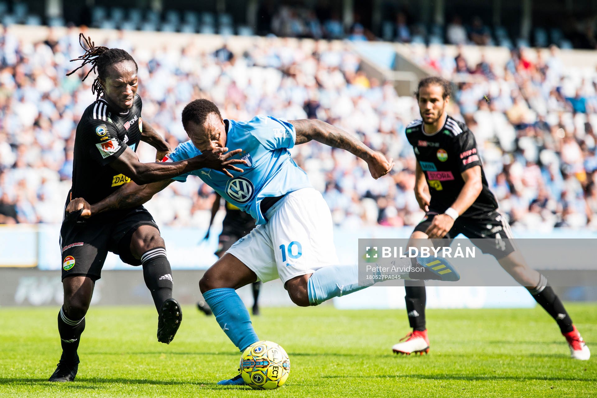 Dalkurds Kebba Ceesay och Malmö FFs Carlos Strandberg