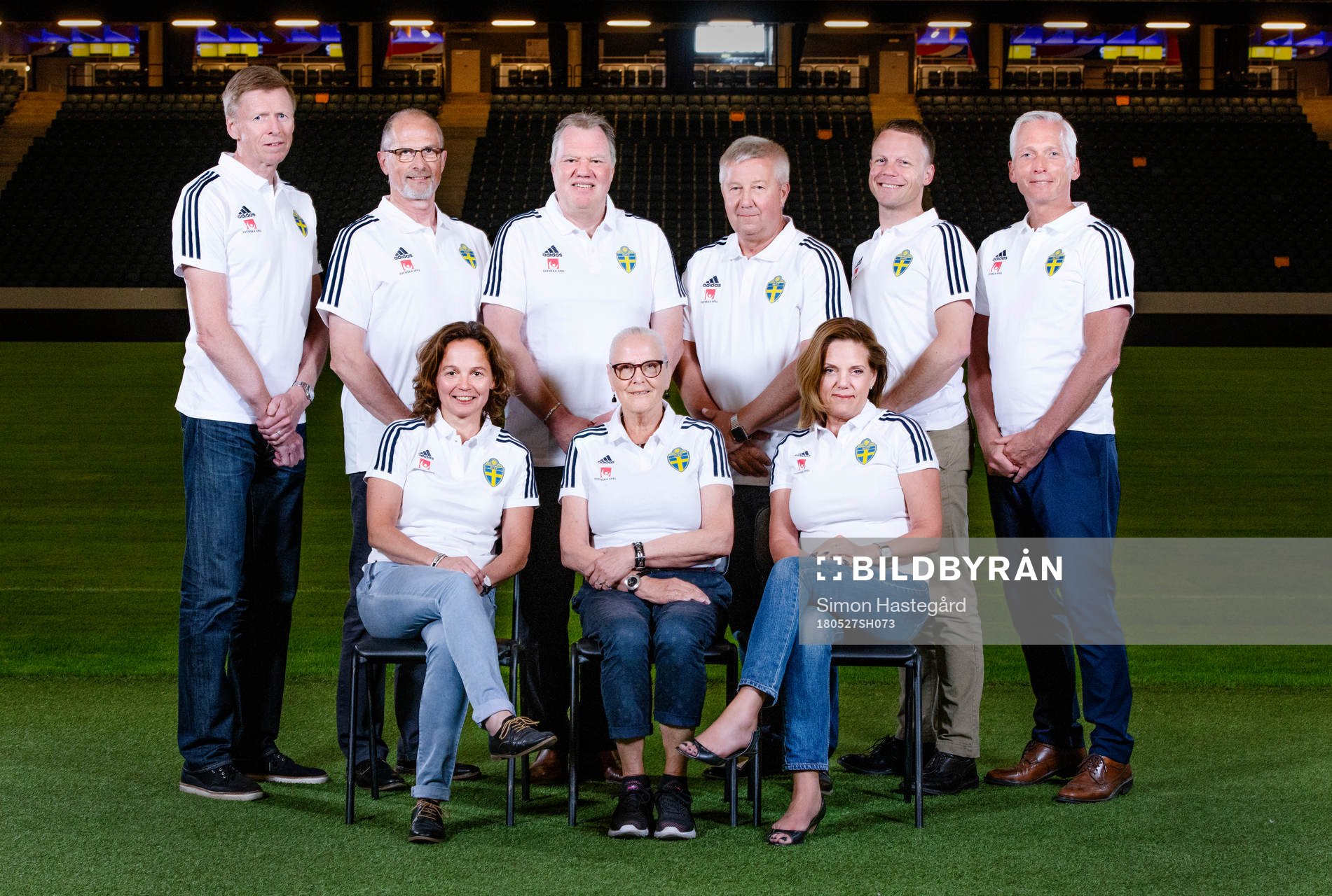 Jörgen Eriksson, Lars-Christer Olsson, Karl-Erik Nilsson, Bert Andersson, Anders Hübinette och Håkan Sjöstrand, Anette Karhu, Rose-Marie Frebran och Annika Grälls från Svenska fotbollförbundets styrelse poserar för porträtt den 29 maj 2018 i Stockholm.