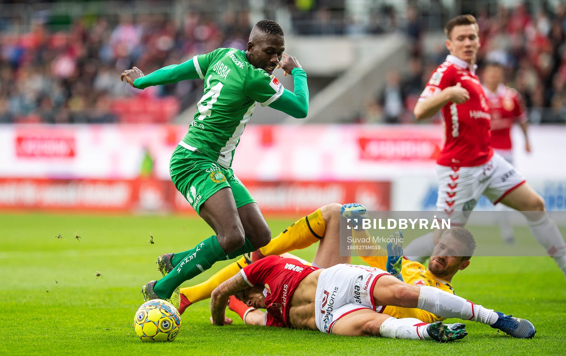 Hammarbys Pa Amat Dibba och Kalmars Herman Hallberg samt