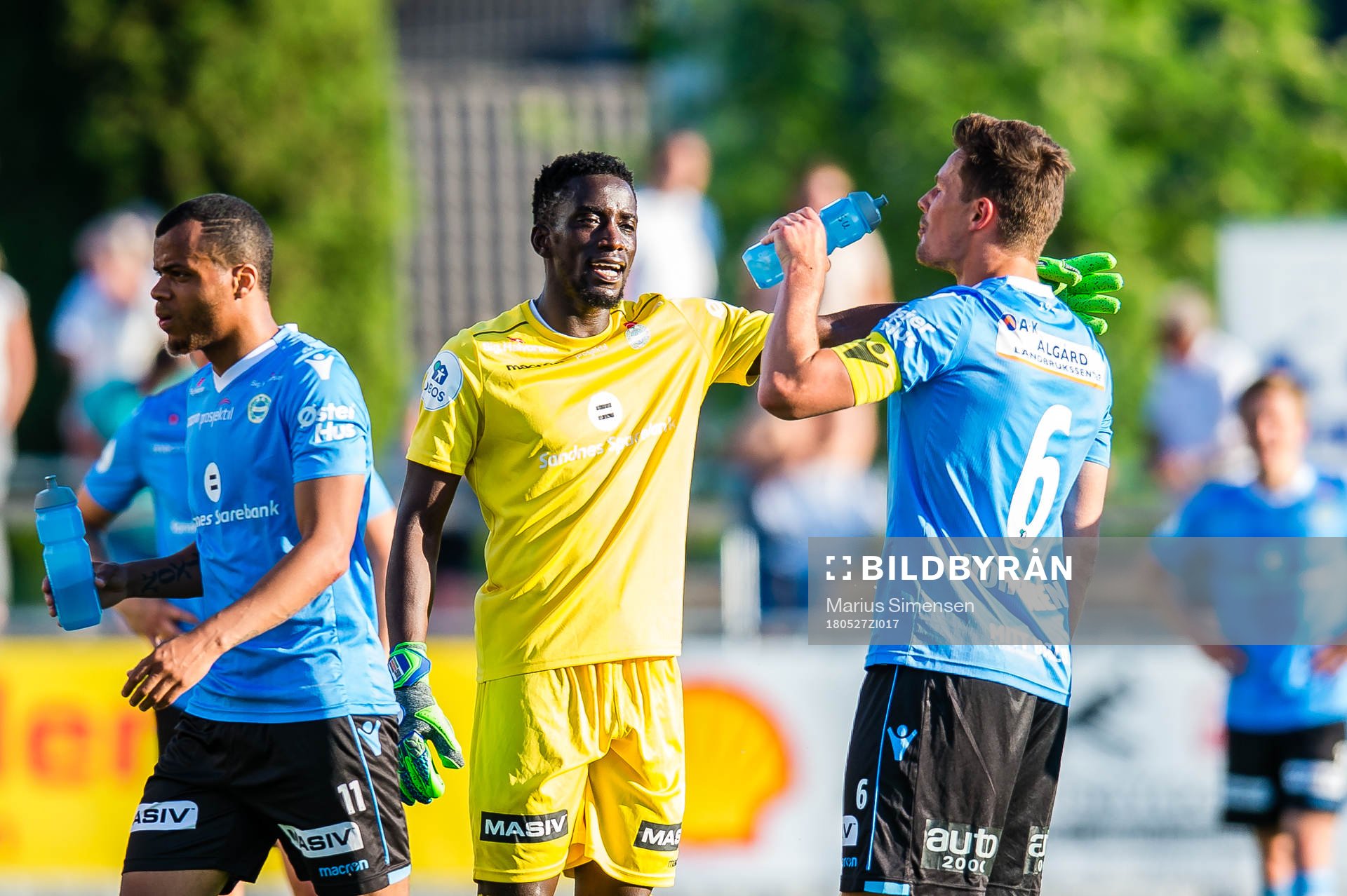Arnold Otieno Origi and Niels Vorthoren of Sandnes Ulf