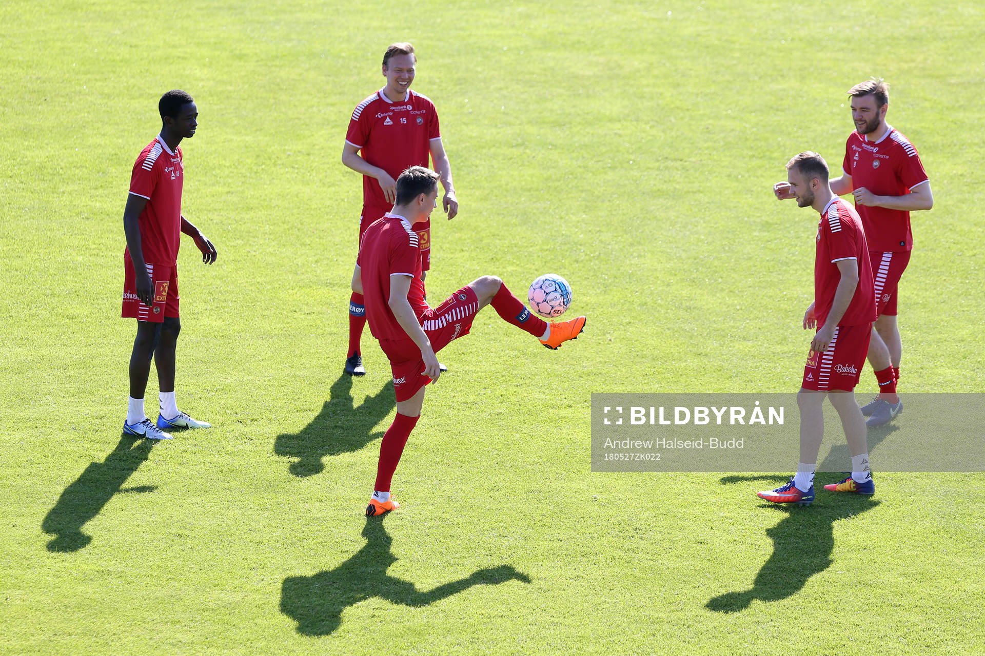 The Tromsø players warm-up