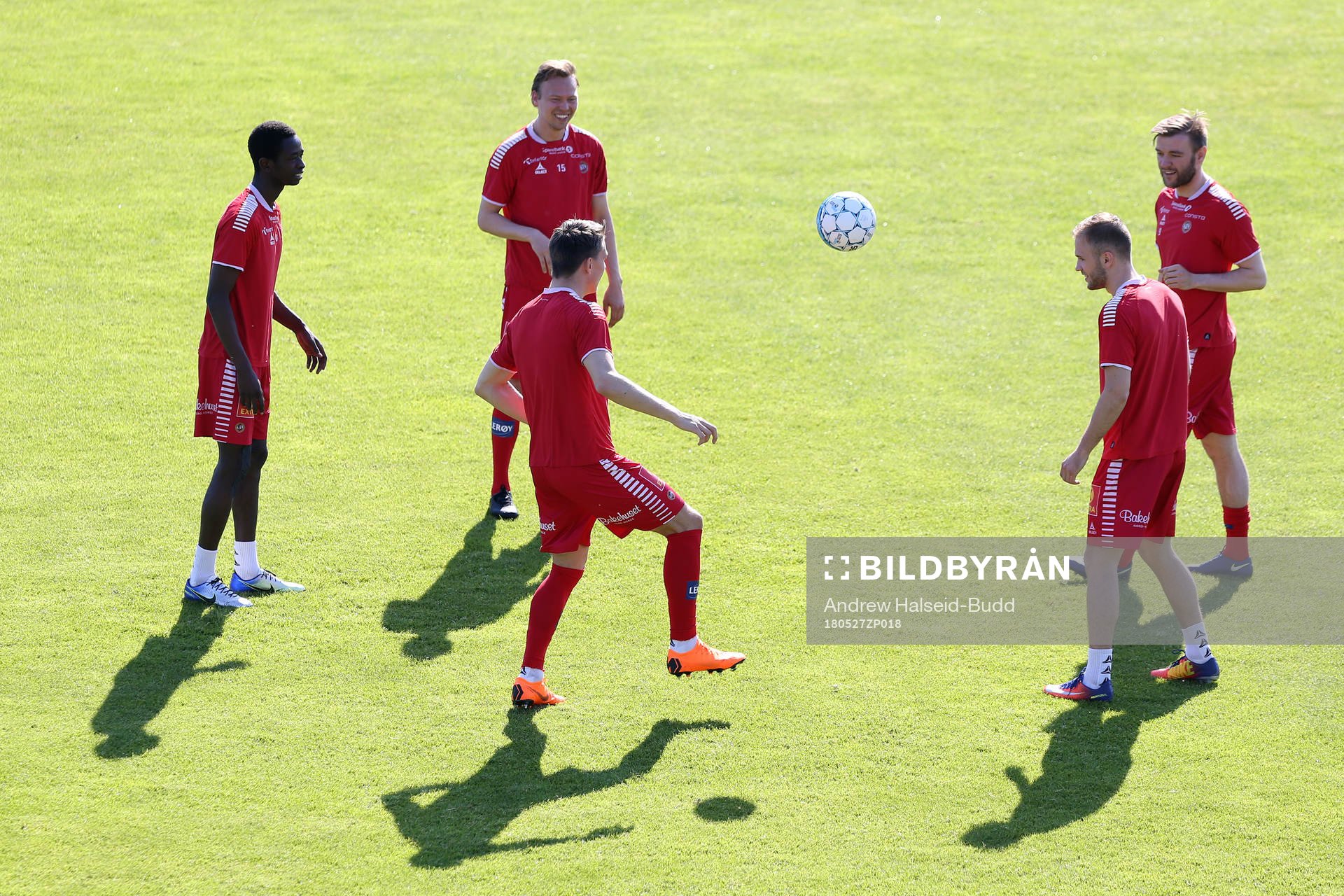 The Tromsø players warm-up