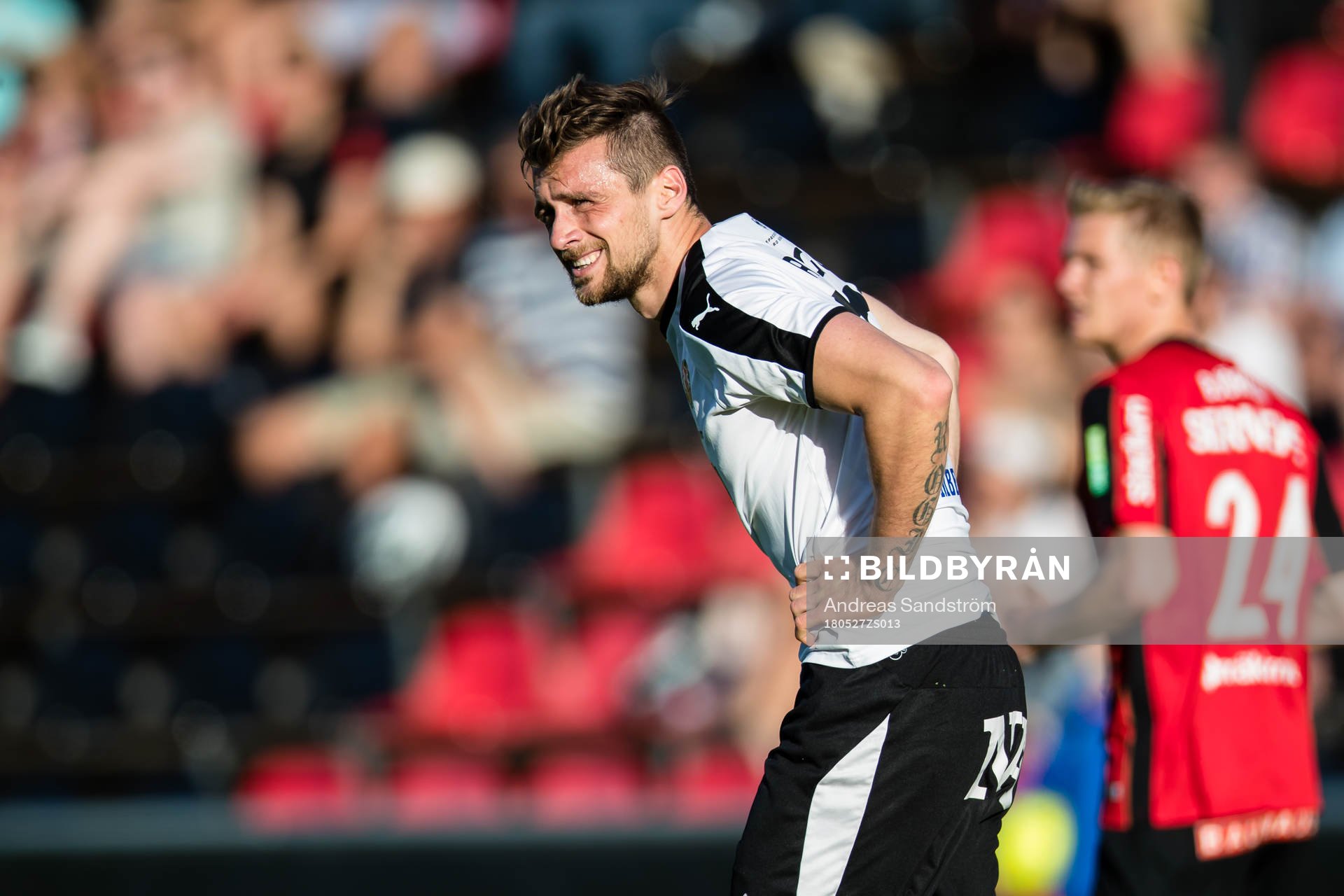 Örebros Filip Rogic deppar