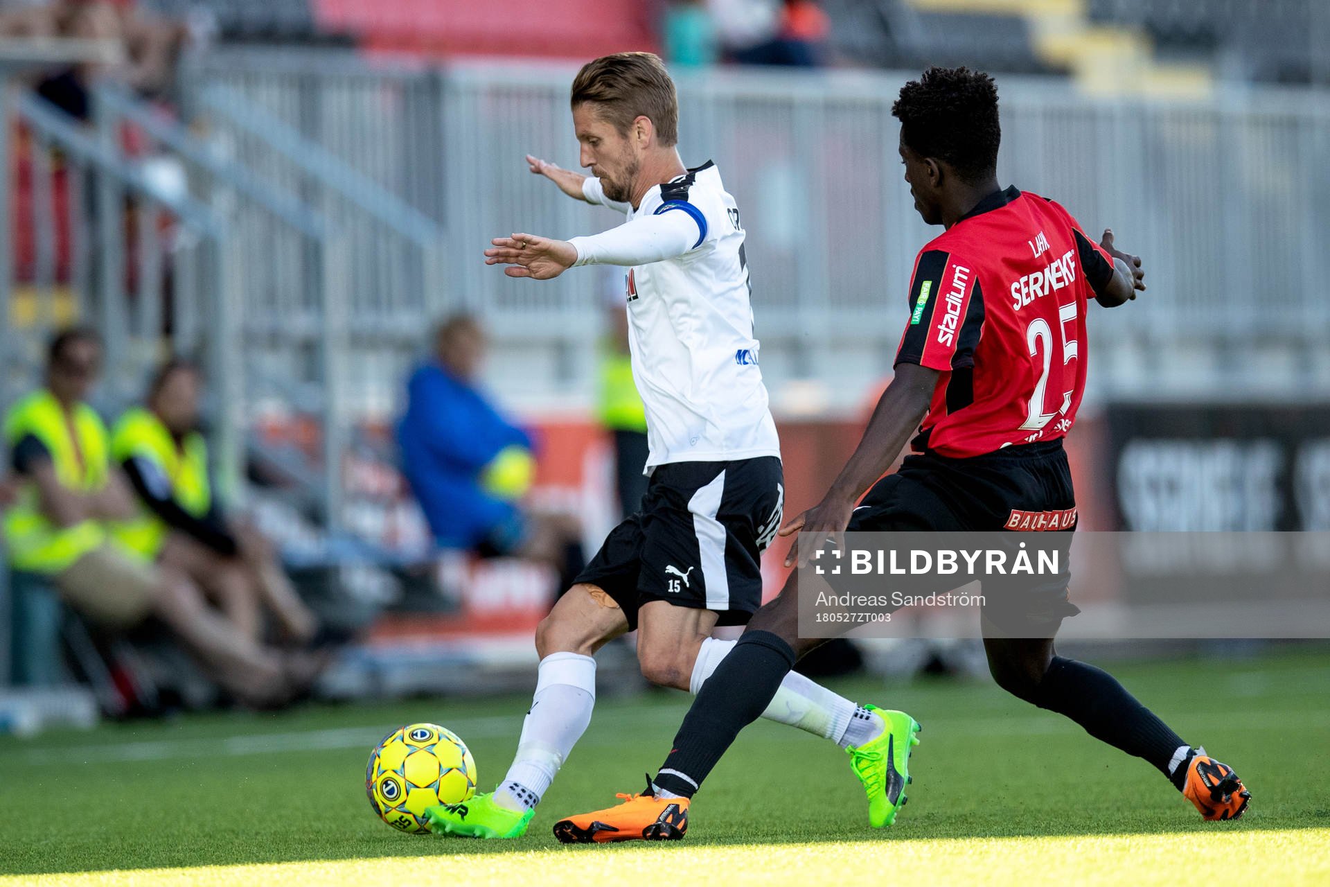 Örebros Martin Lorentzson och Brommapojkarnas Jack Lahne
