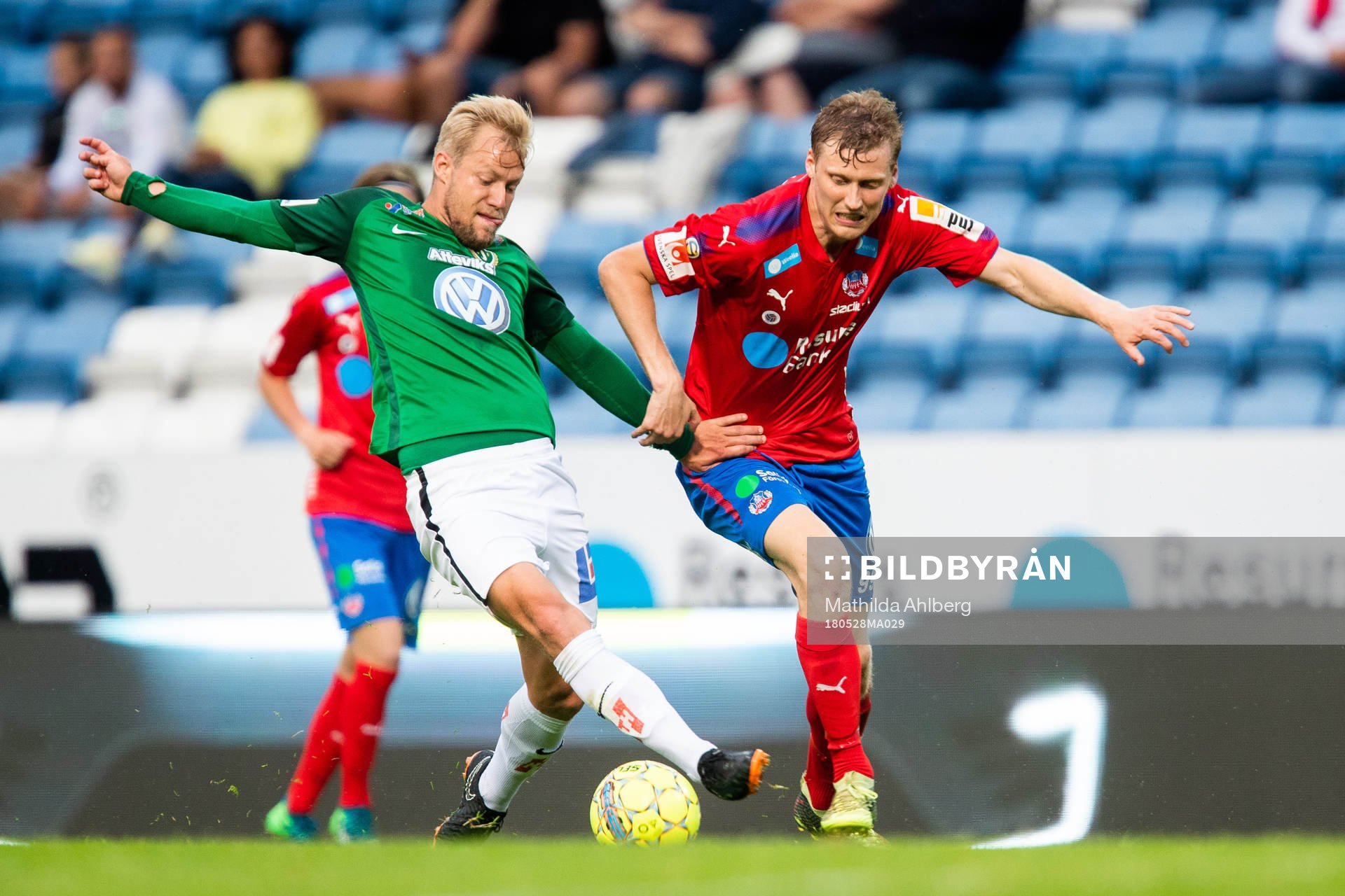Jönköpings Sebastian Crona och Helsingborgs Andri Runar