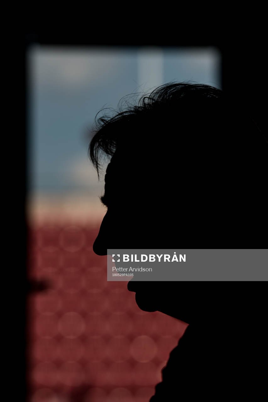 Tom Prahl, bevakare i siluett