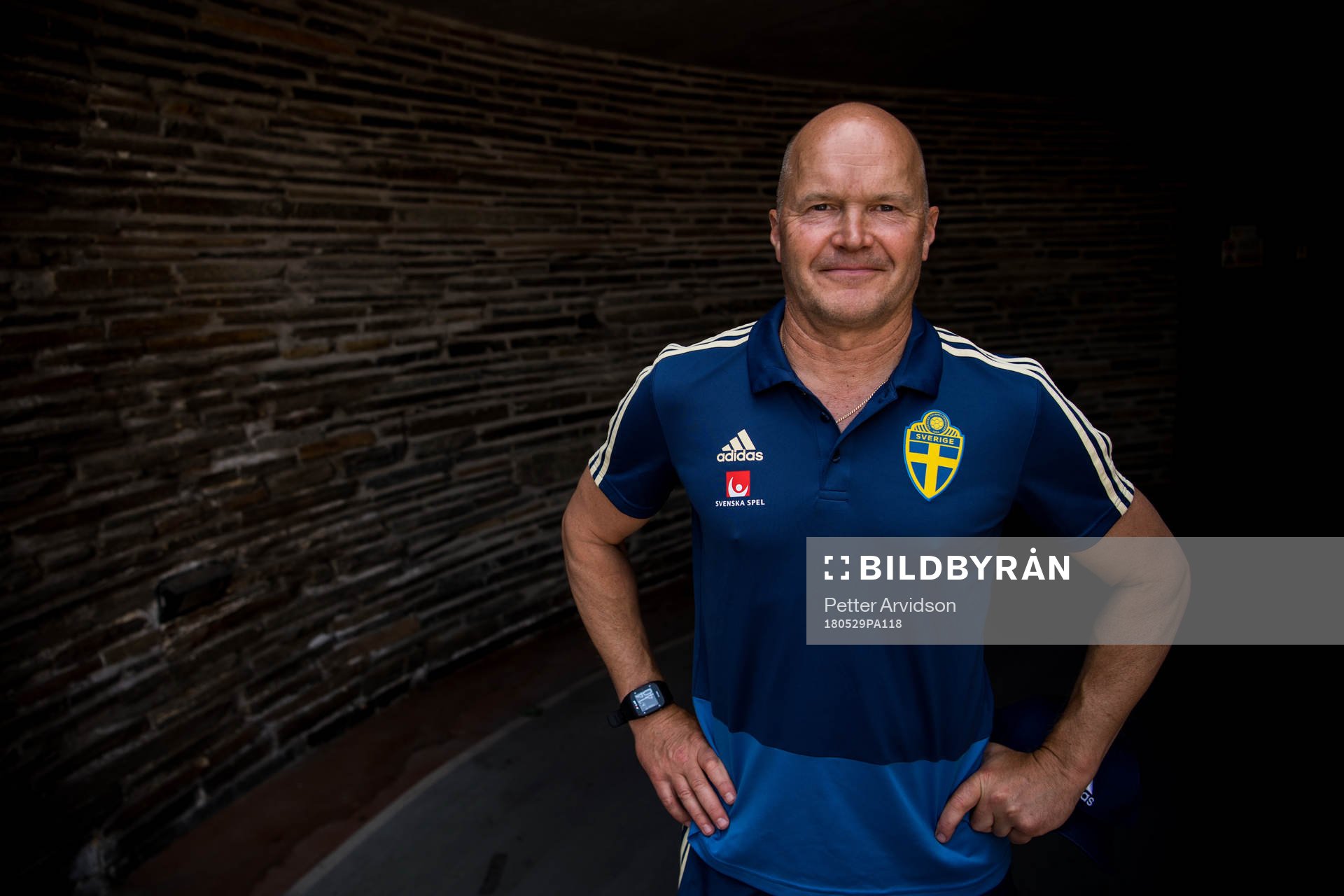 Johan Allgulander, naprapat poserar för ett porträtt under en pressträff med ledarstaben i Sveriges fotbollslandslag den 29 maj 2018 i Båstad.