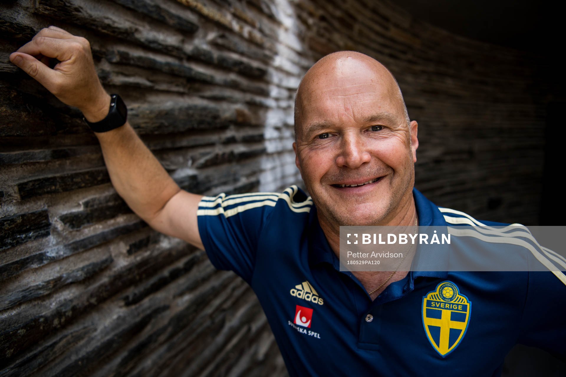 Johan Allgulander, naprapat poserar för ett porträtt under en pressträff med ledarstaben i Sveriges fotbollslandslag den 29 maj 2018 i Båstad.