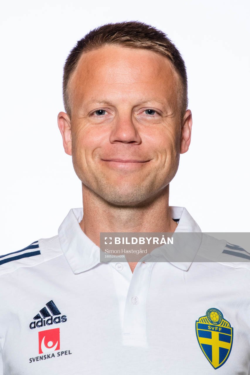  Anders Hübinette från Svenska fotbollförbundets styrelse poserar för porträtt den 29 maj 2018 i Stockholm.
