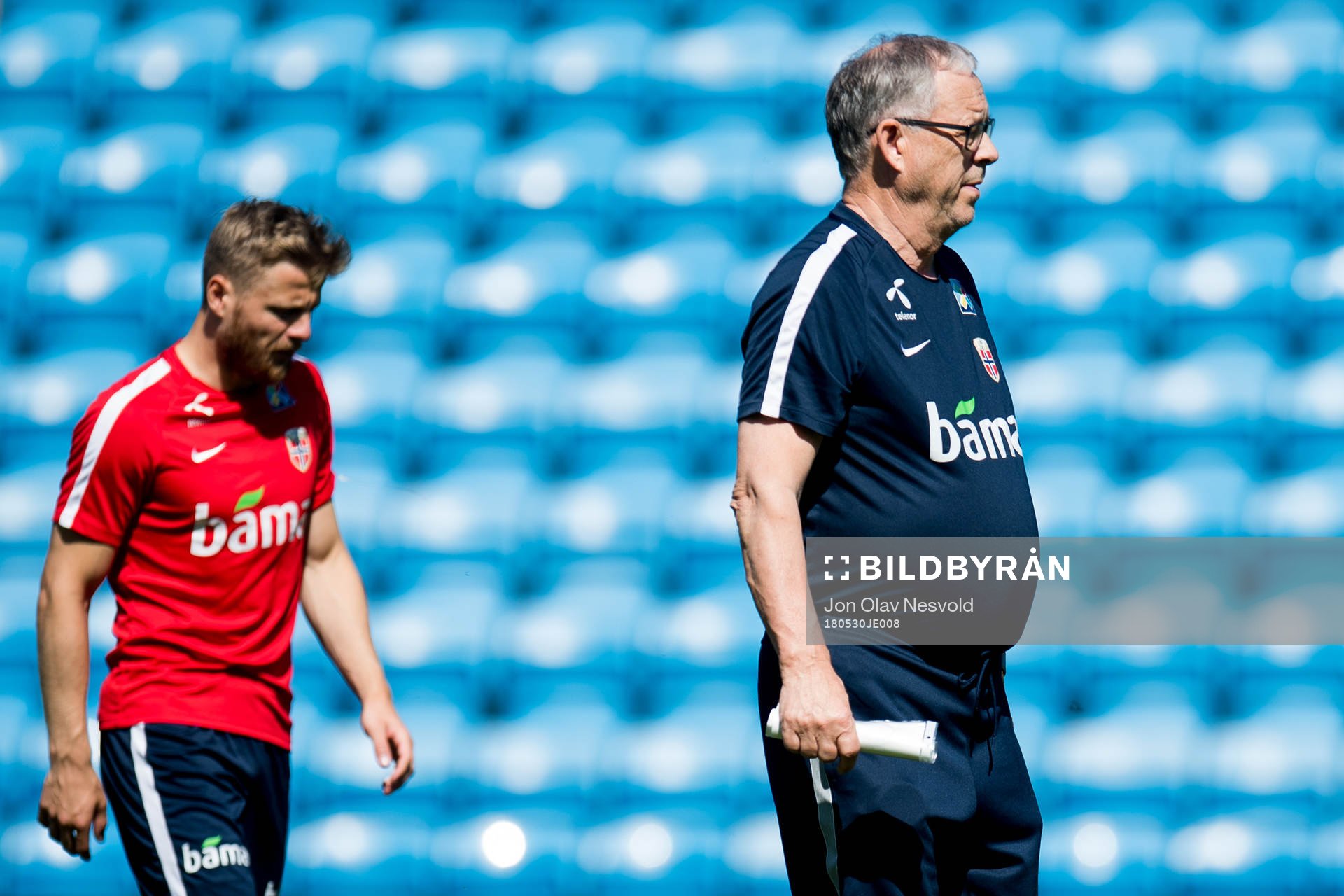 Fredrik Midtsjø of Norway and Lars Lagerbäck, head coach