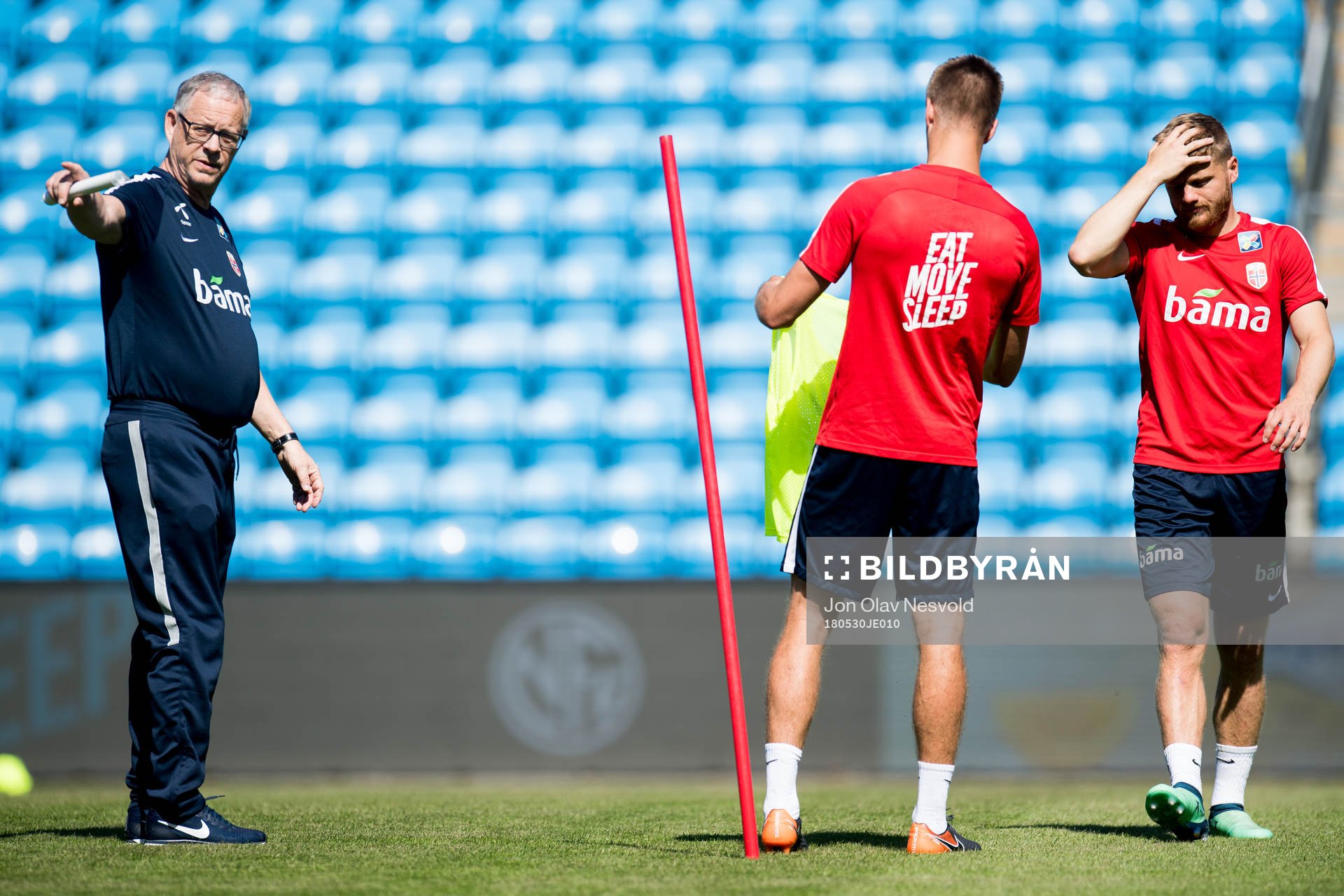 Lars Lagerbäck, head coach of Norway, and Fredrik Midtsjø