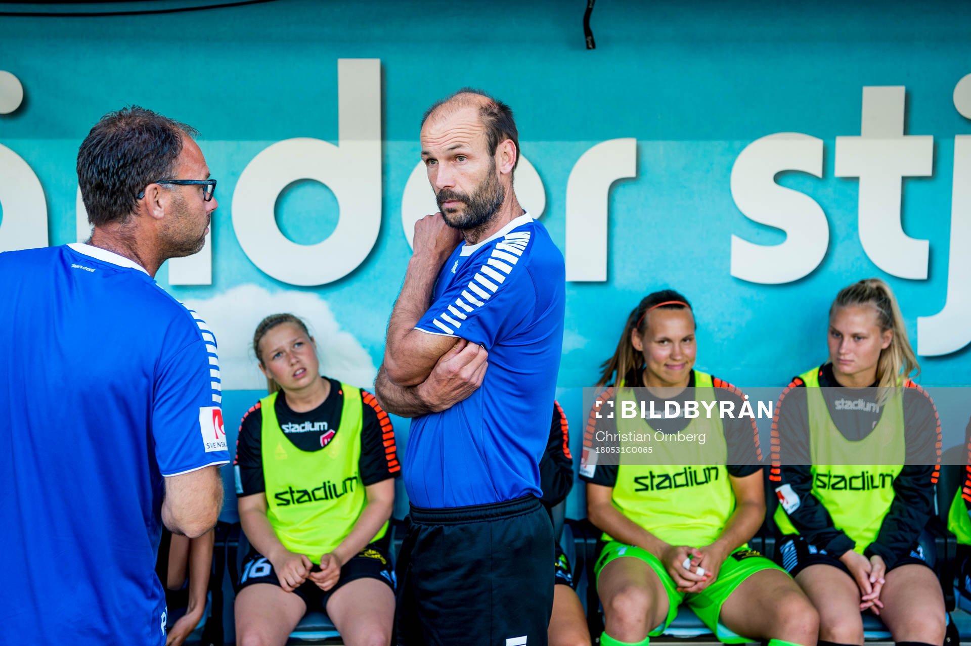 Limhamn Bunkeflos tränare Otto Persson innan fotbollsmatchen i Damallsvenskan mellan LB07 och Rosengård den 31 maj 2018 i Malmö.