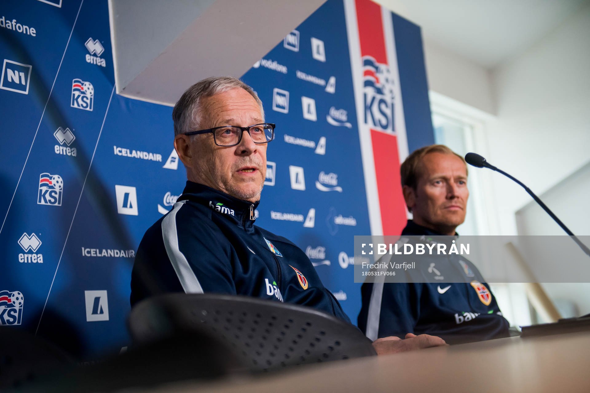 Lars Lagerbäck, head coach of Norway, and Svein Graff,
