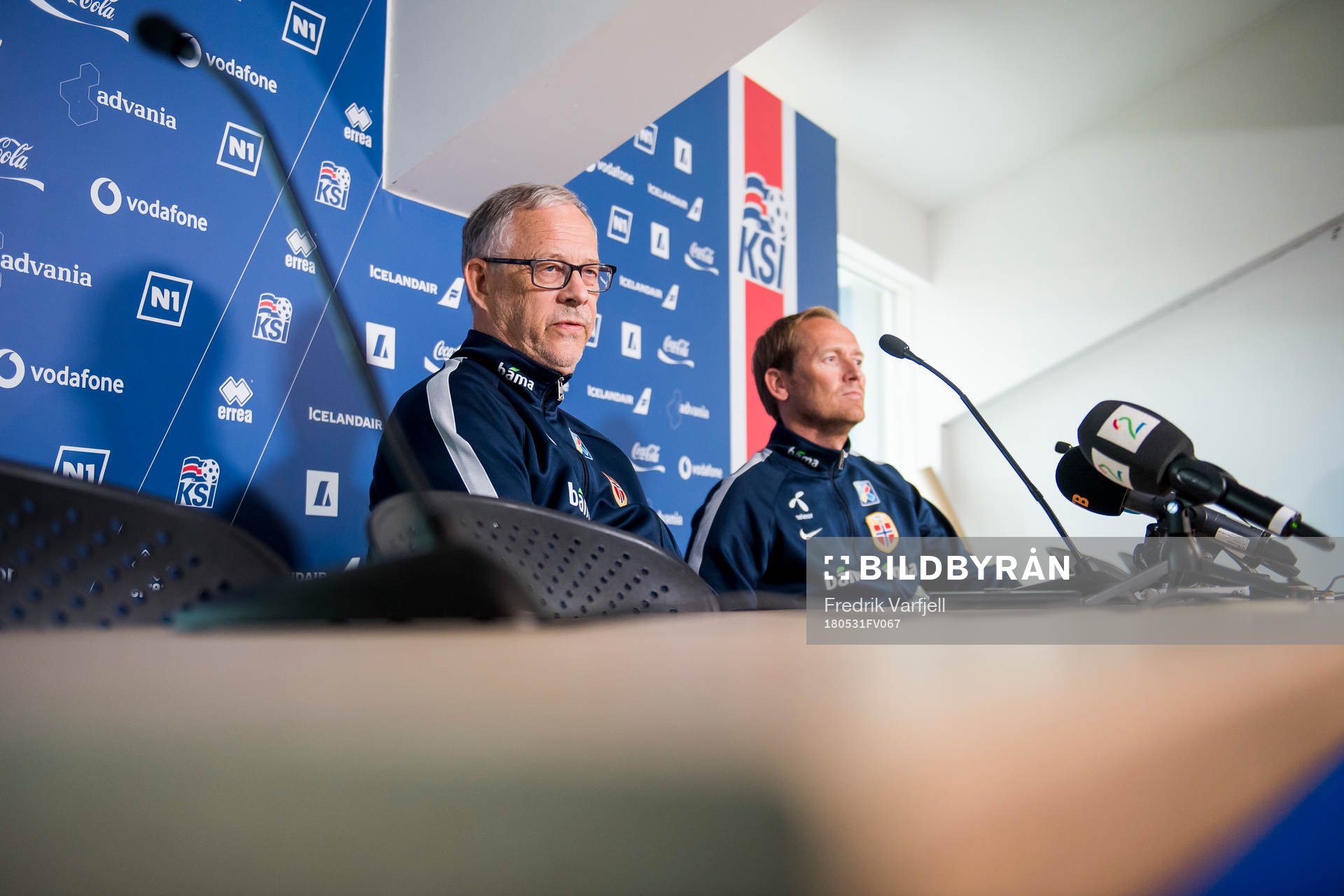 Lars Lagerbäck, head coach of Norway, and Svein Graff,