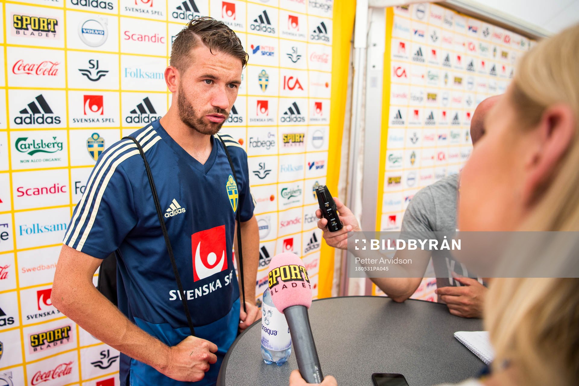 Marcus Rohdén i mixed zone