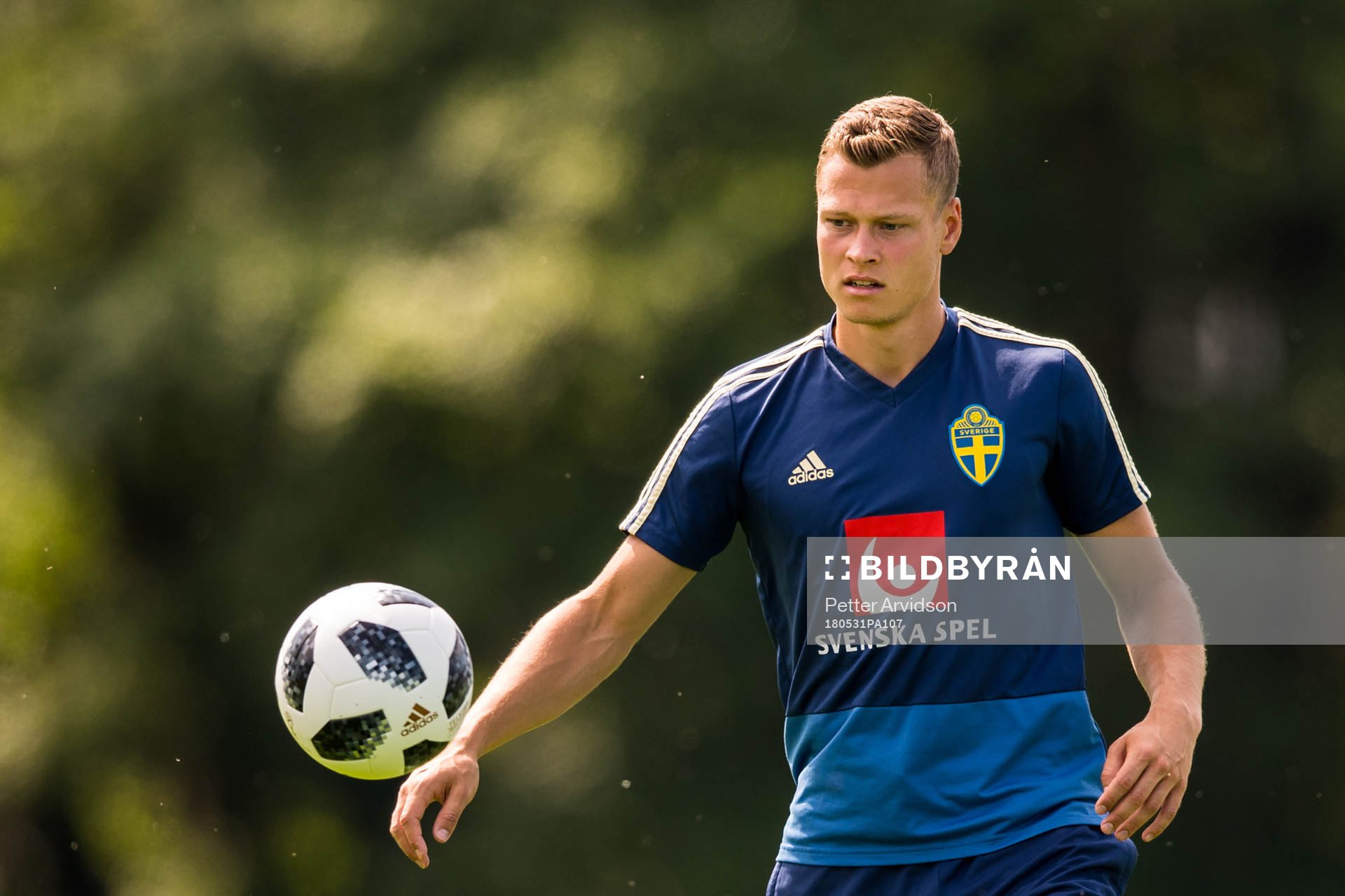 Viktor Claesson