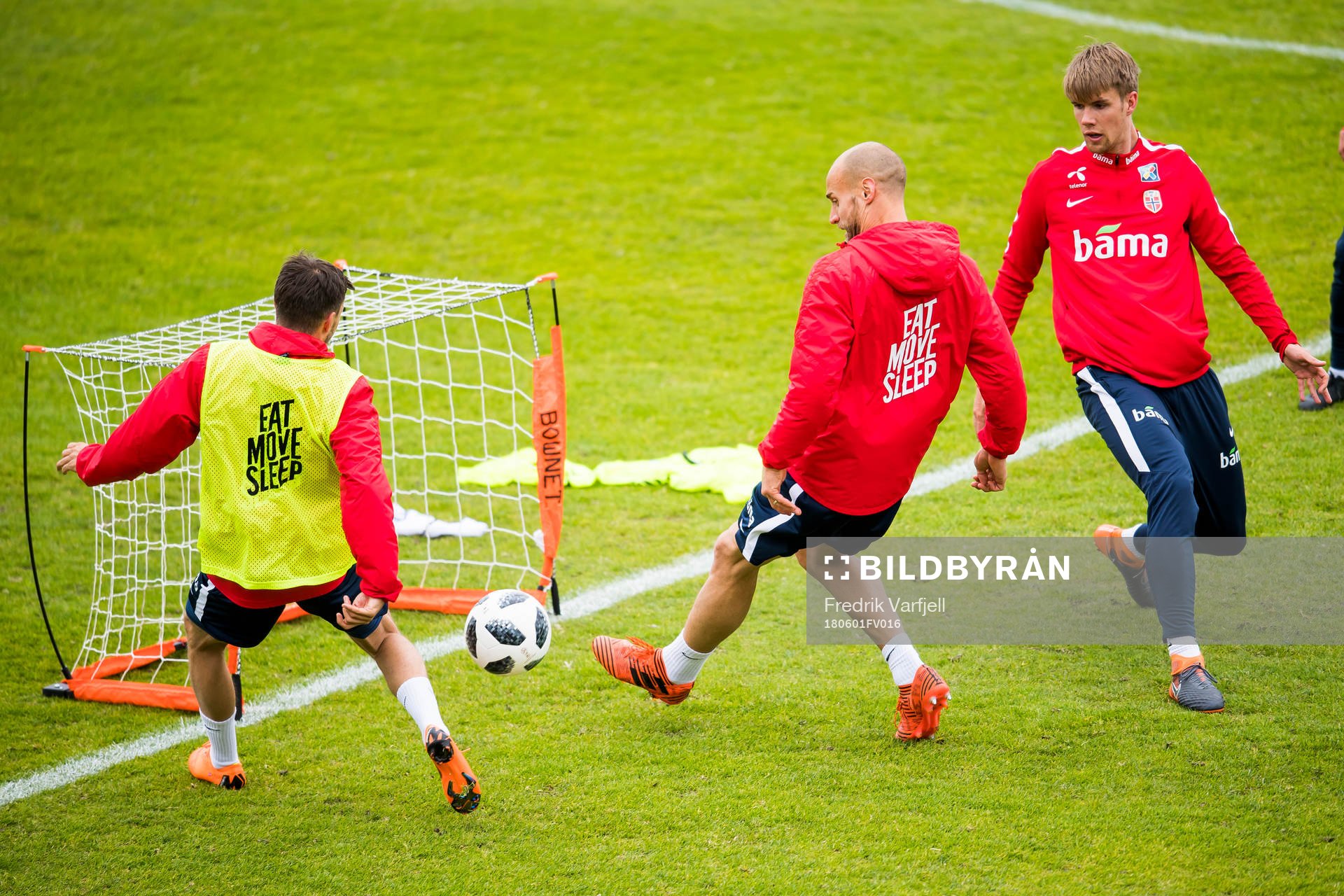 Martin Linnes, Tore Reginiussen and Kristoffer Ajer of