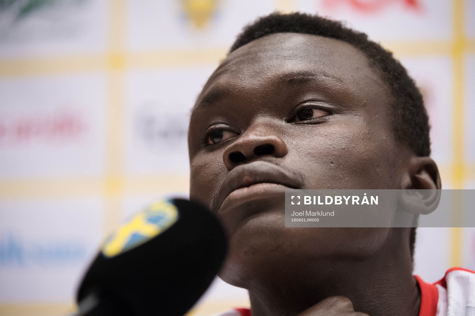 Pione Sisto