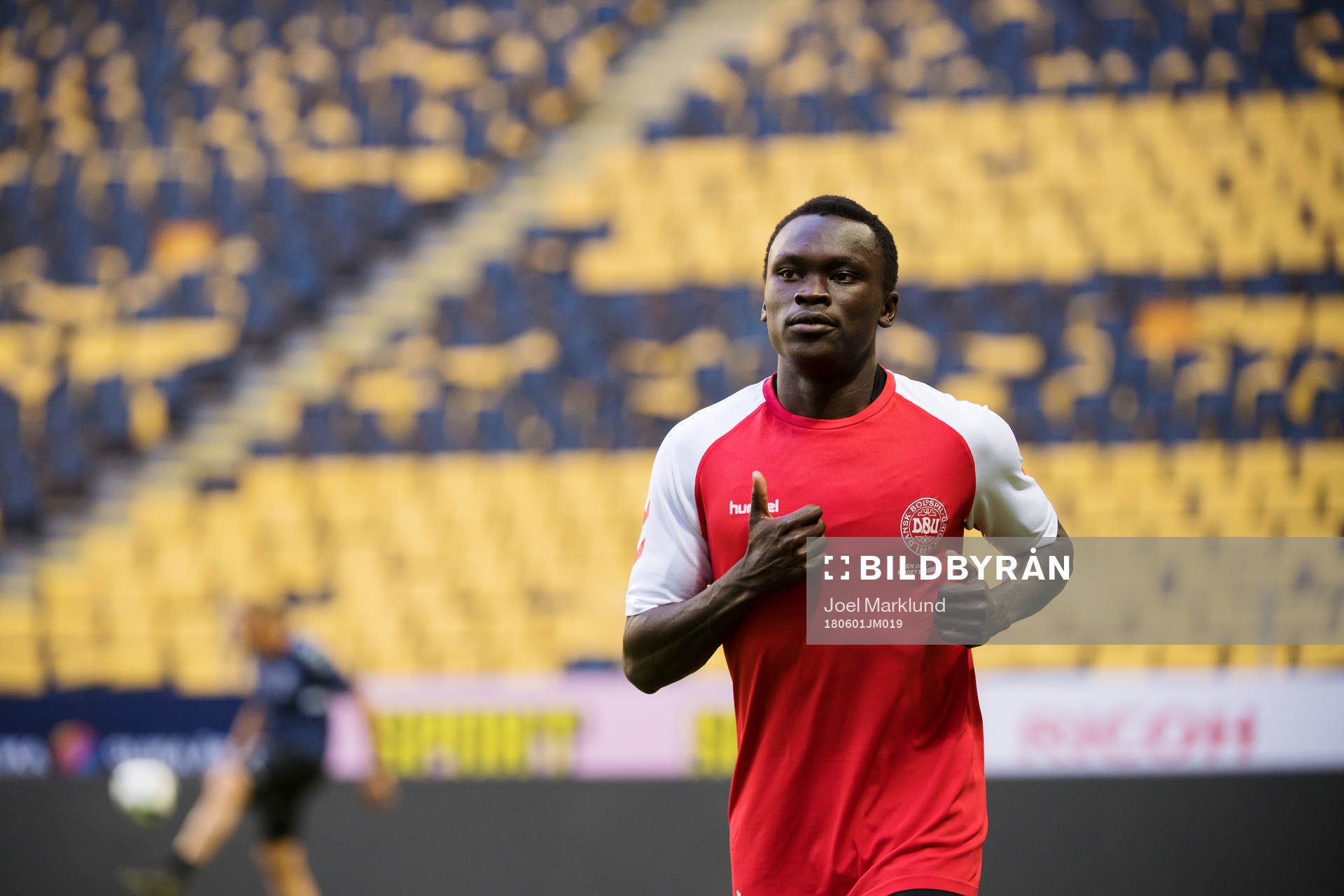 Pione Sisto