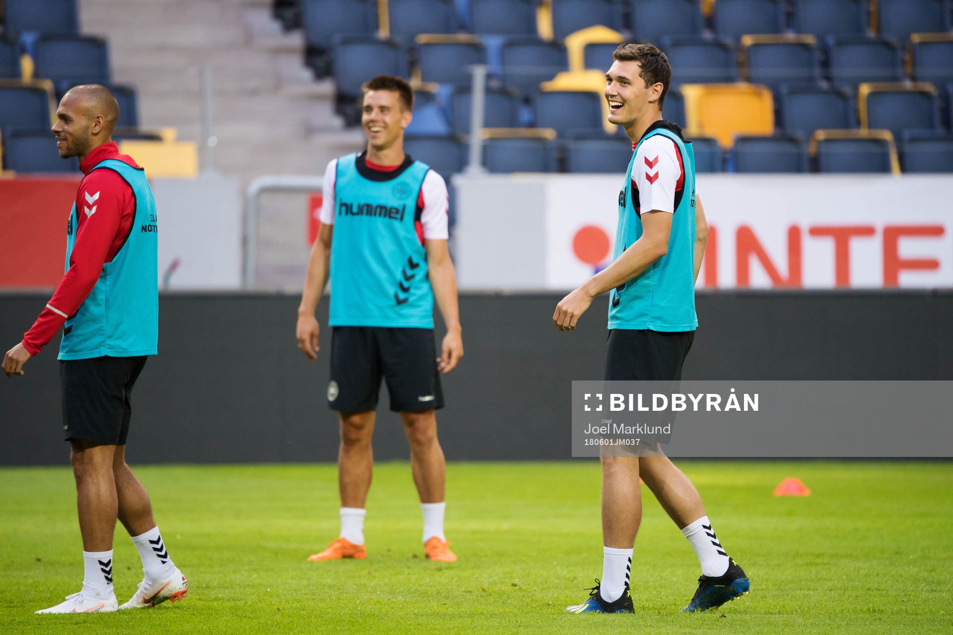 Andreas Christensen (t h)
