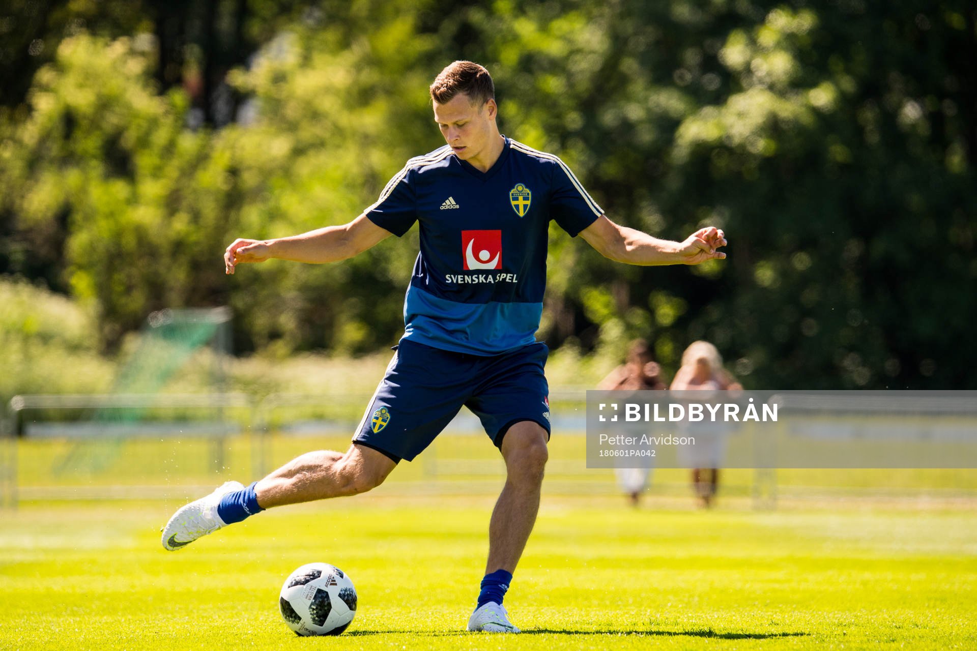 Viktor Claesson